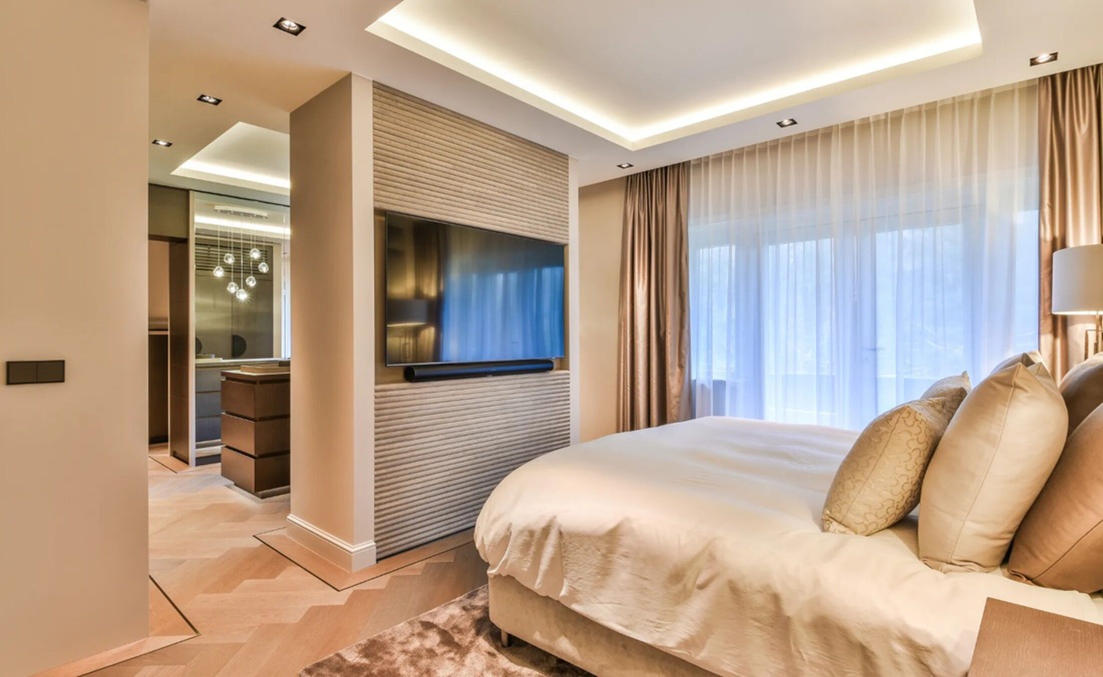De mastersuite met inloopkast