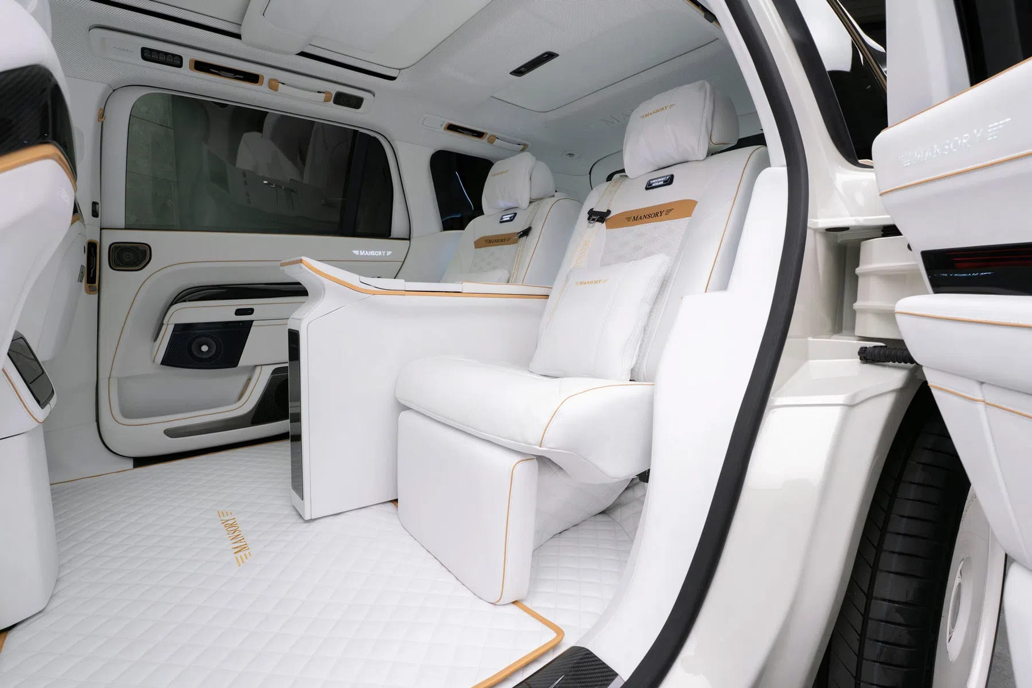 Het interieur van de Zeekr 9X