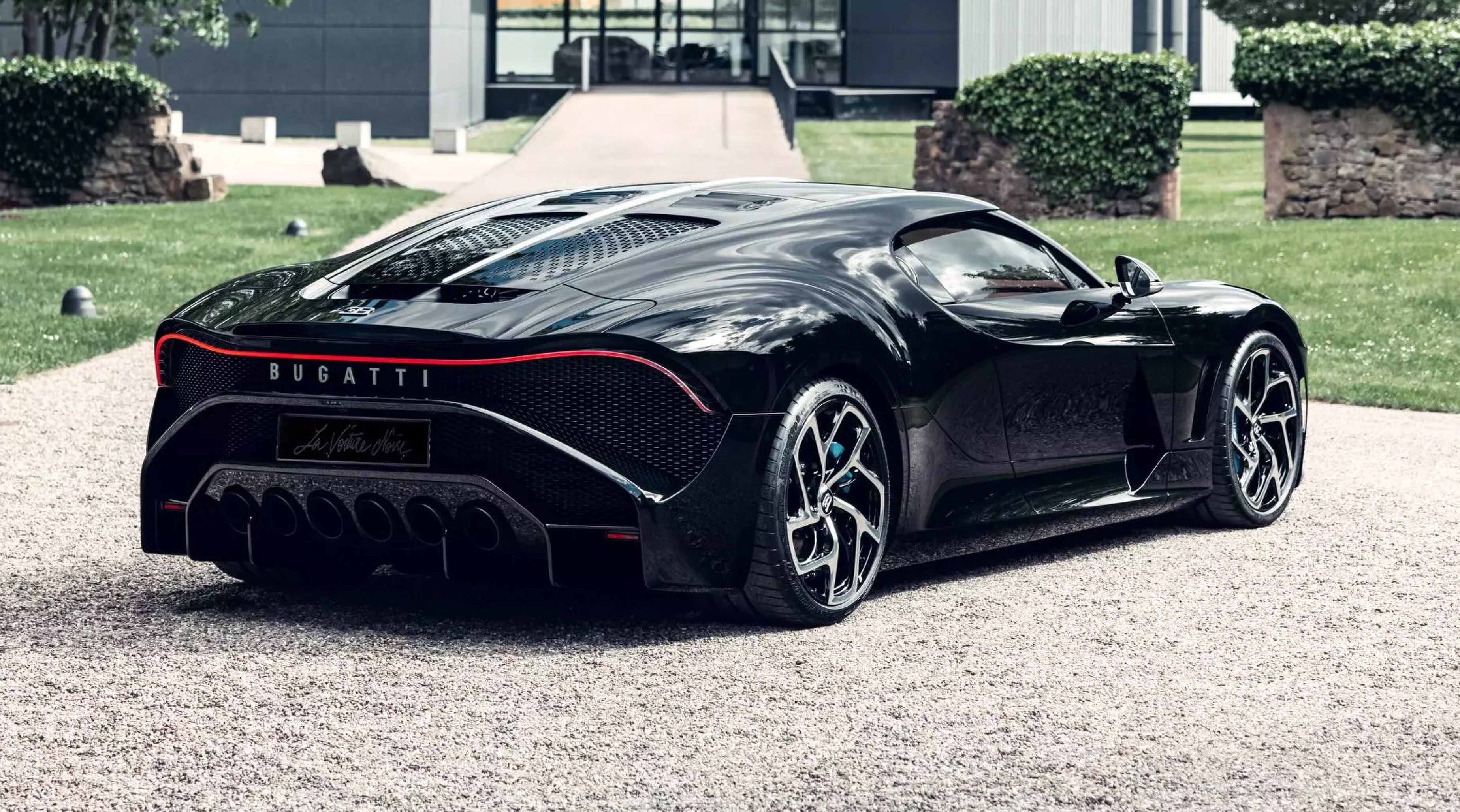 De achterzijde van de Bugatti La Voiture Noire