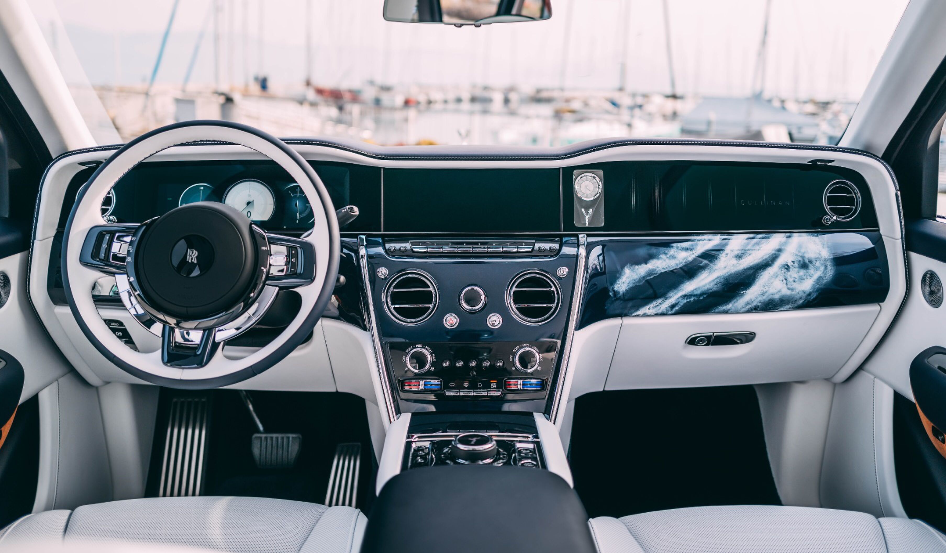 Het interieur van de Rolls-Royce Cullinan Yachting