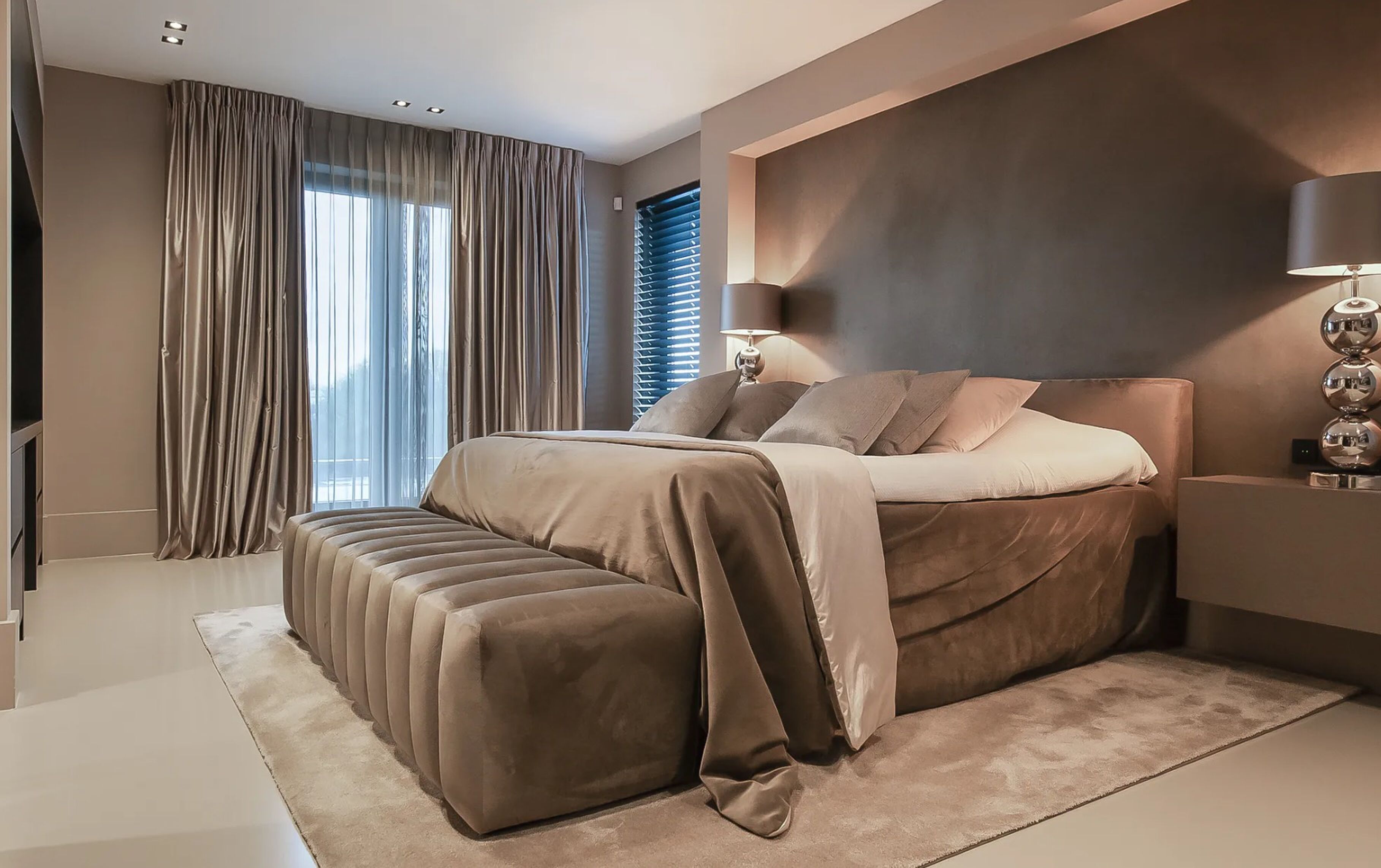 De slaapkamer van de villa in Aalsmeer