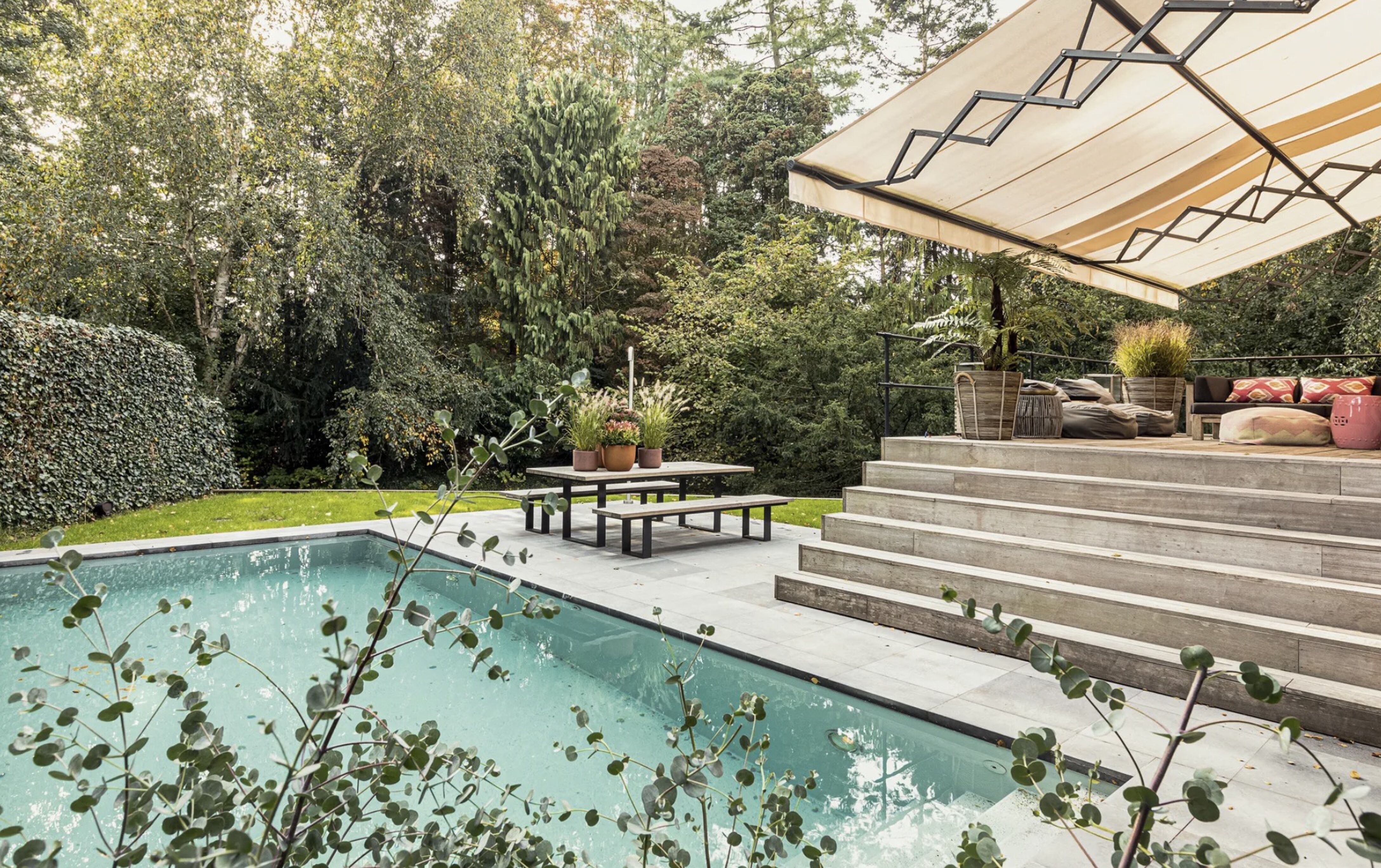 Het zwembad bij de villa van Gert-Jan Munneke in Amsterdam