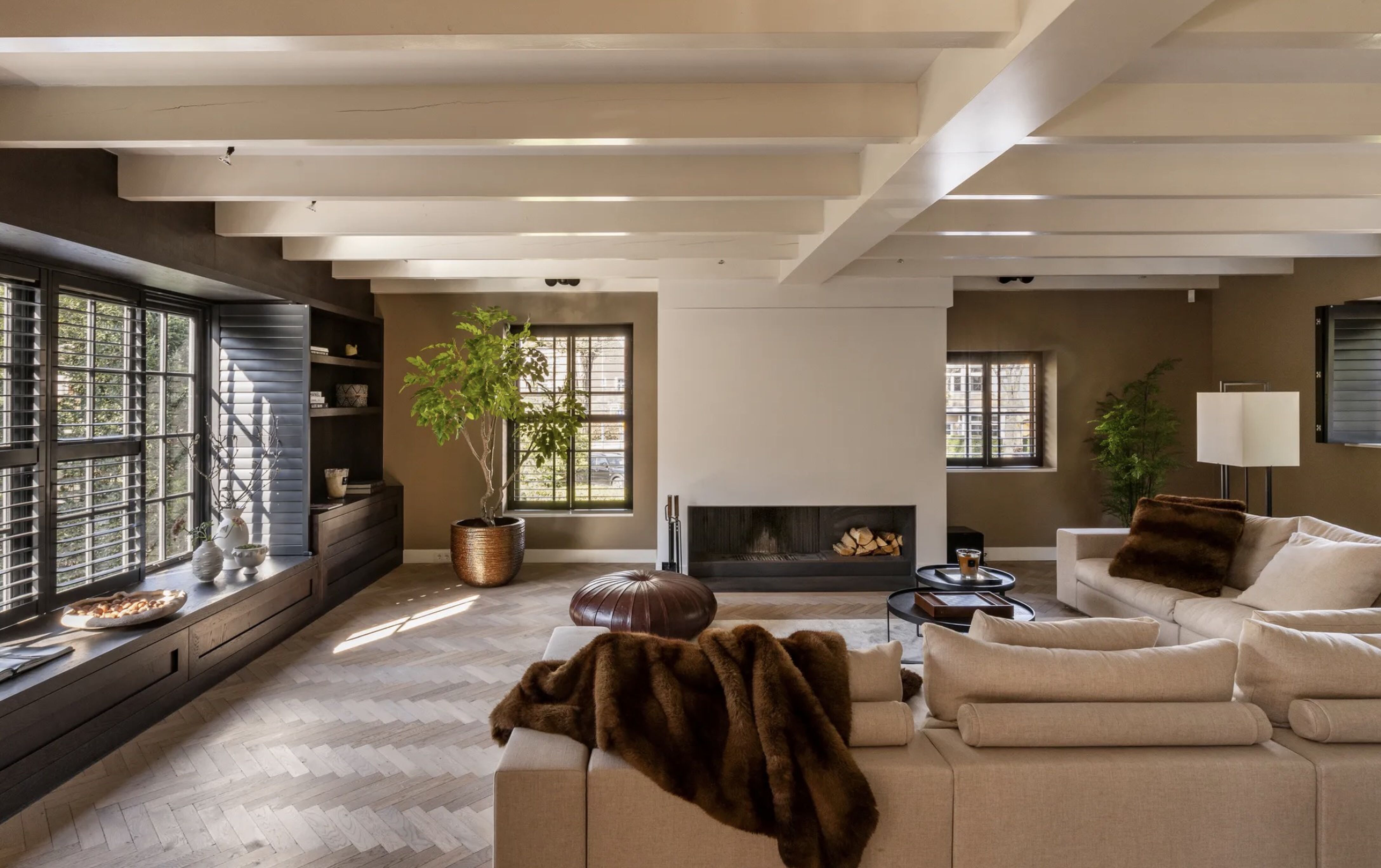 De woonkamer bij de villa van Gert-Jan Munneke