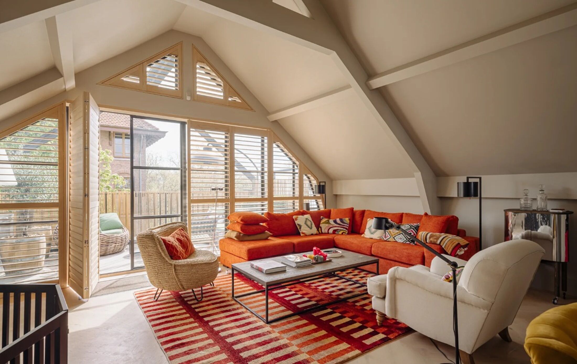 De zitkamer van het herenhuis in Amsterdam-Zuid