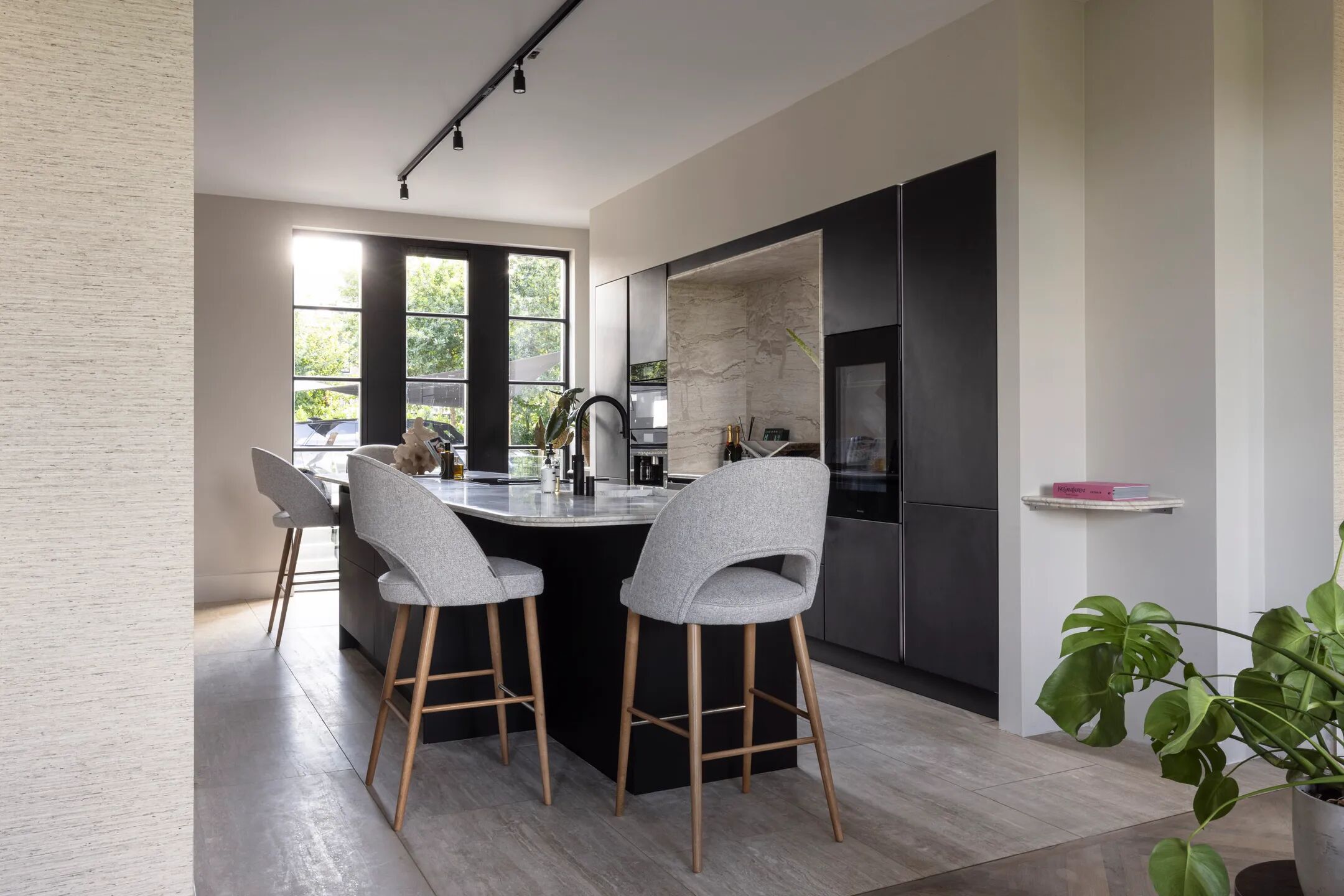 De keuken van de villa op de pauluslaan in Noordwijk