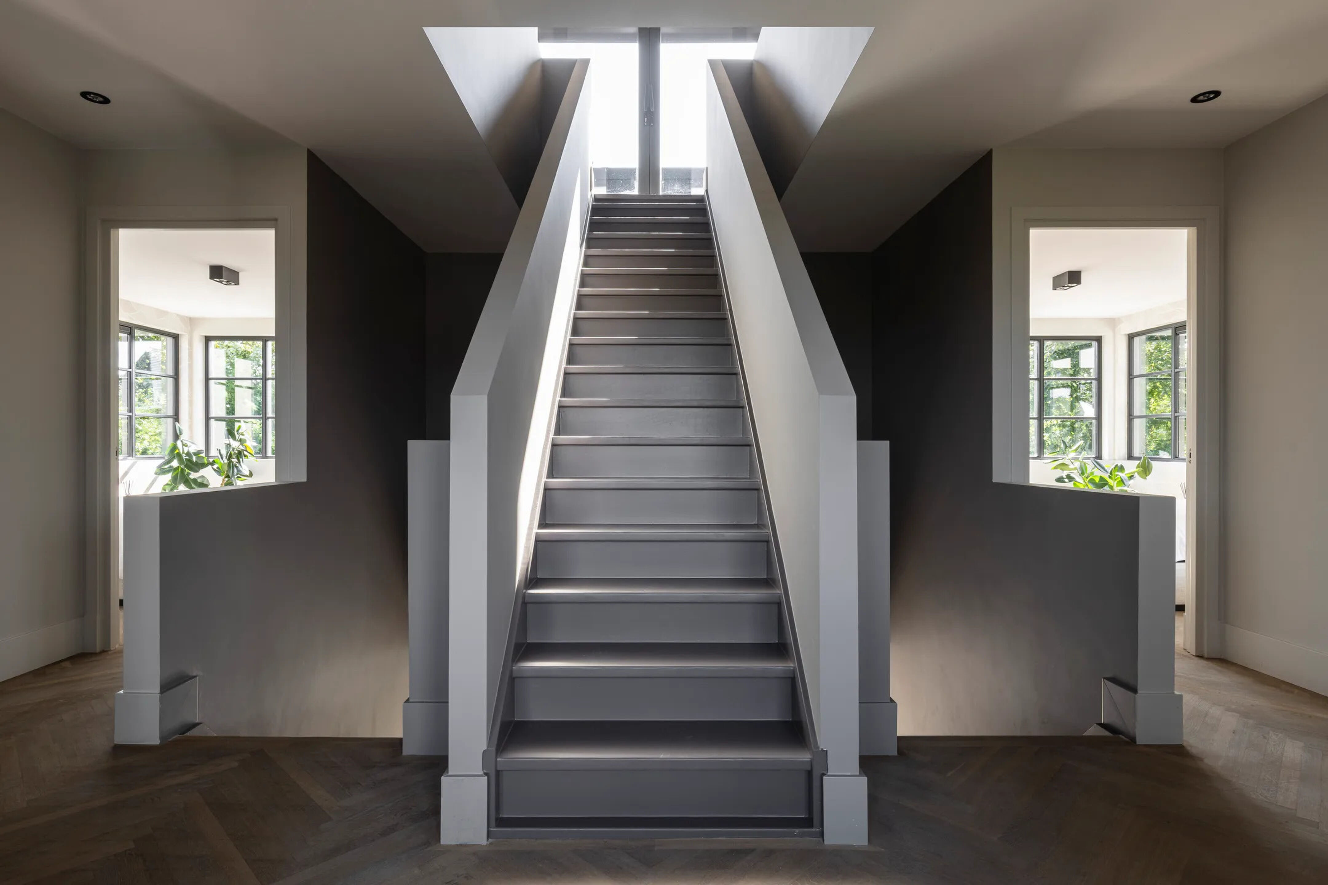 De trap in het huis aan de Pauluslaan in Noordwijk