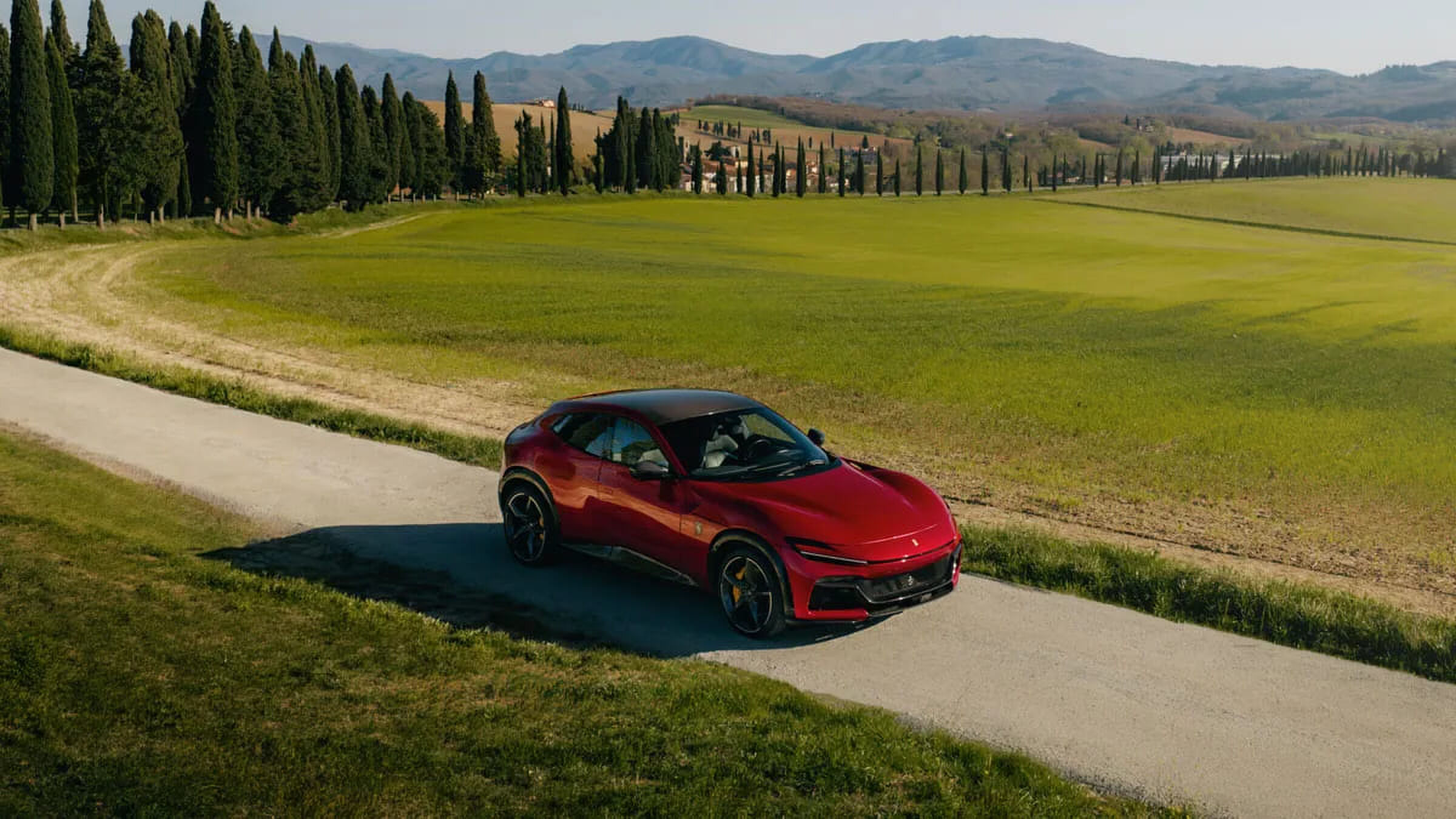 De Ferrari Purosangue Handling Speciale van de zijkant