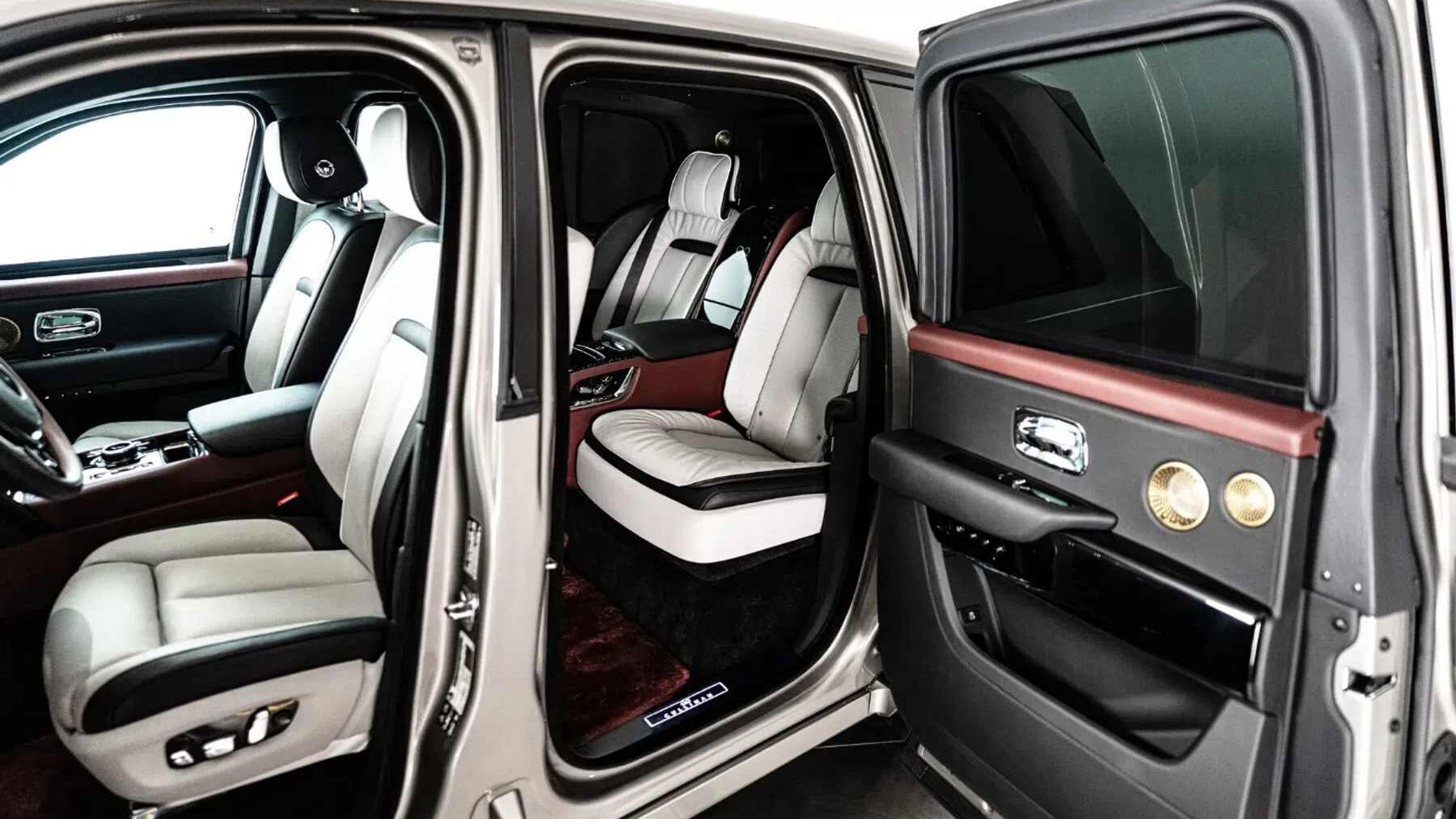 Het interieur van de door INKAS ARMORED onder handen genomen Rolls-Royce Cullinan