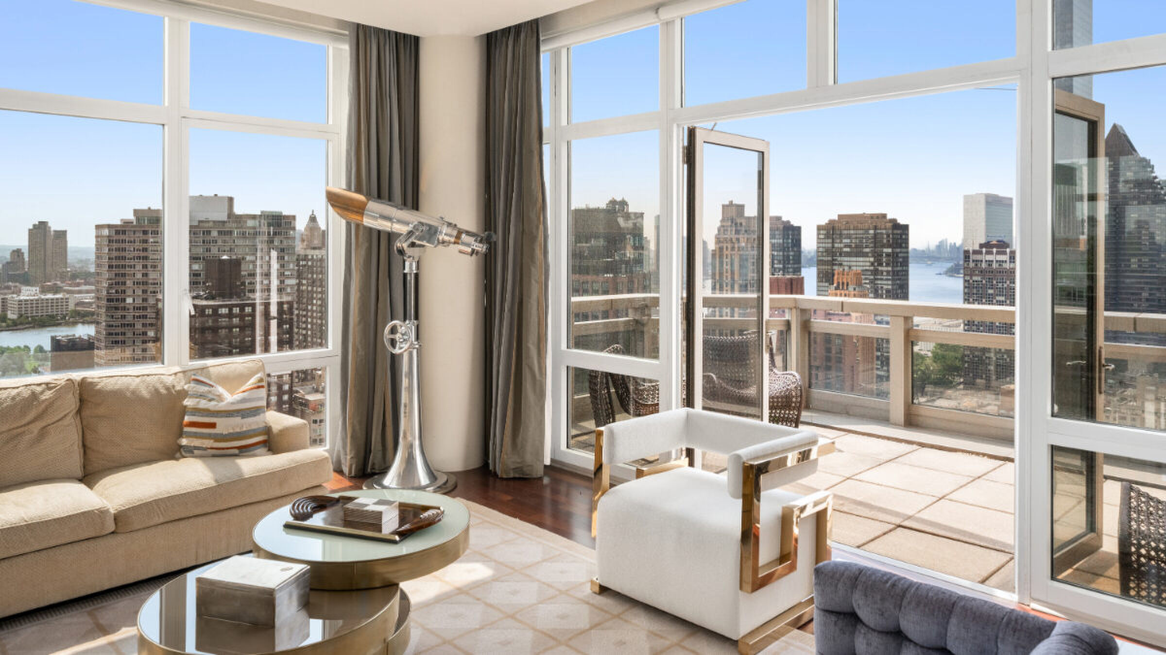 Het balkon van het penthouse uit The Wolf of Wall Street