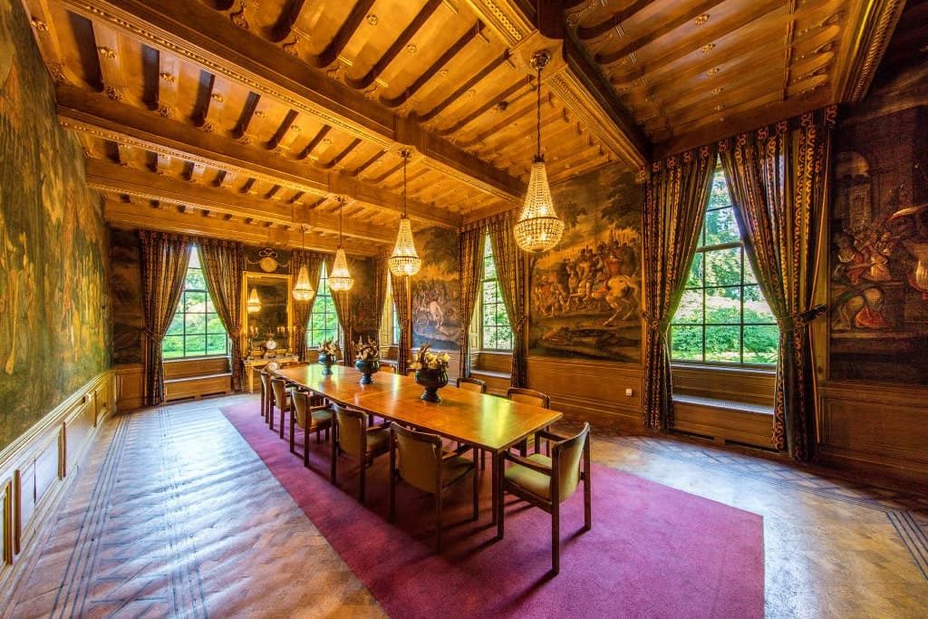 Eetzaal in het landgoed Rijnhuizen in Nieuwegein