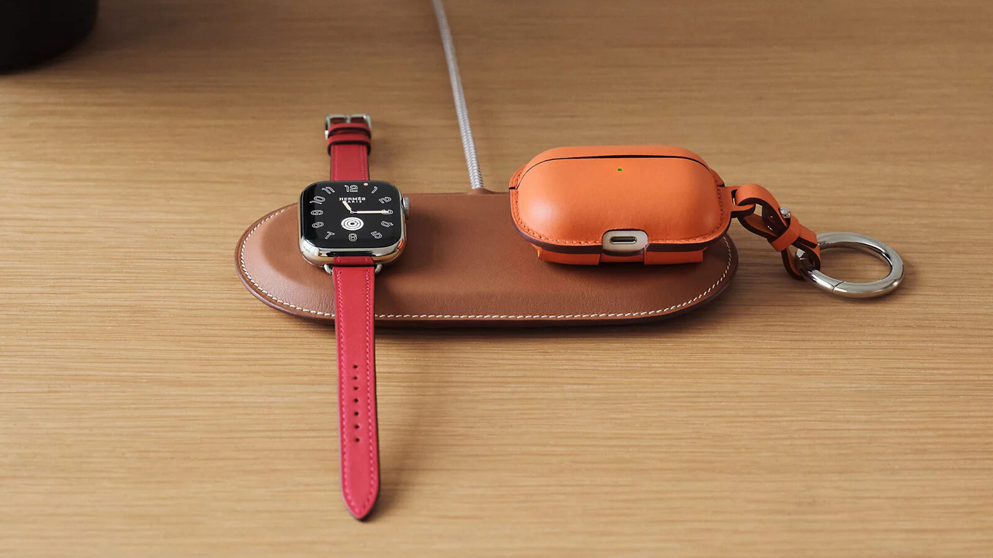 De Herm&egrave;s duo-oplader