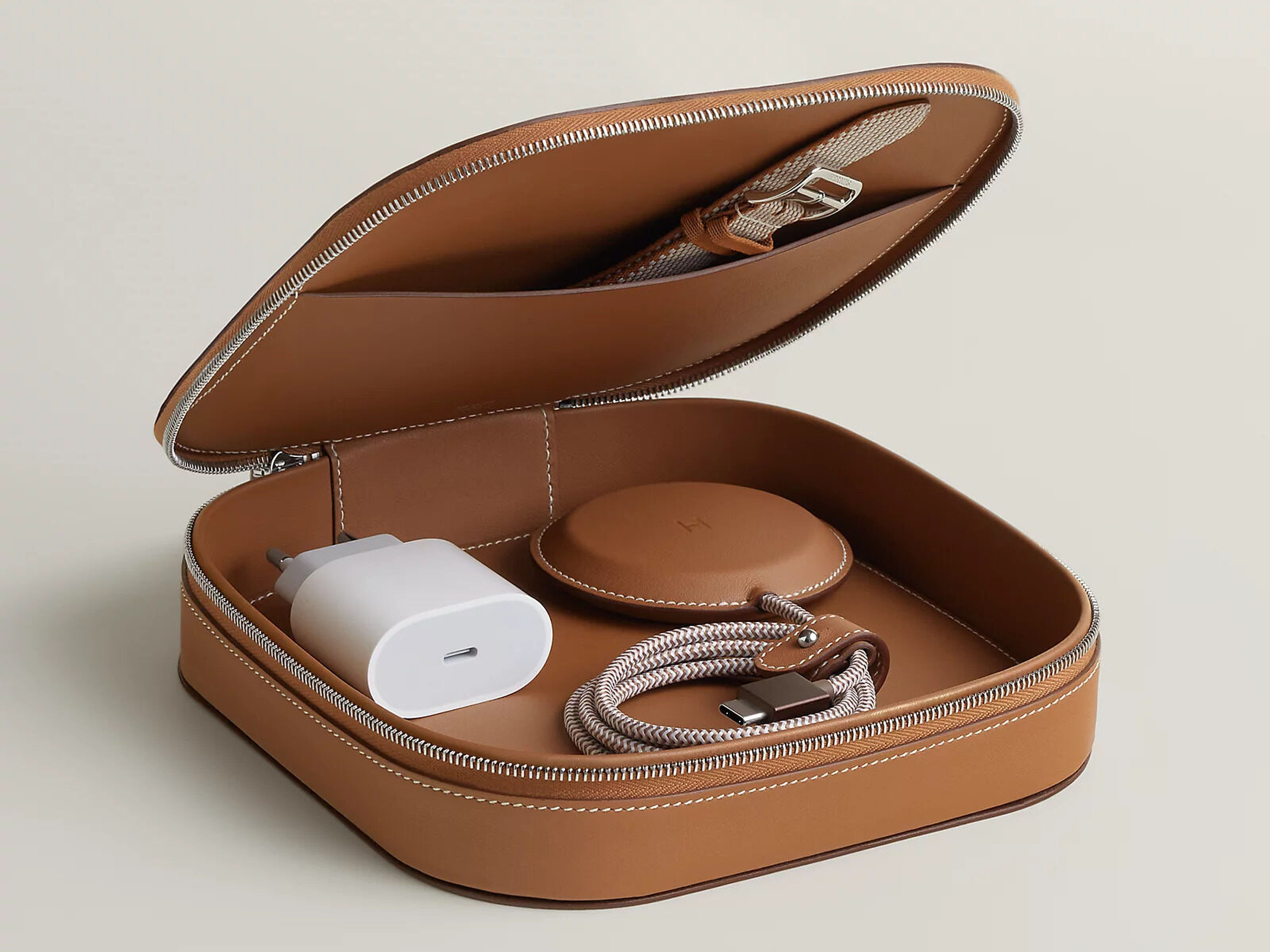 De Grand Paddock-opbergcase van Herm&egrave;s