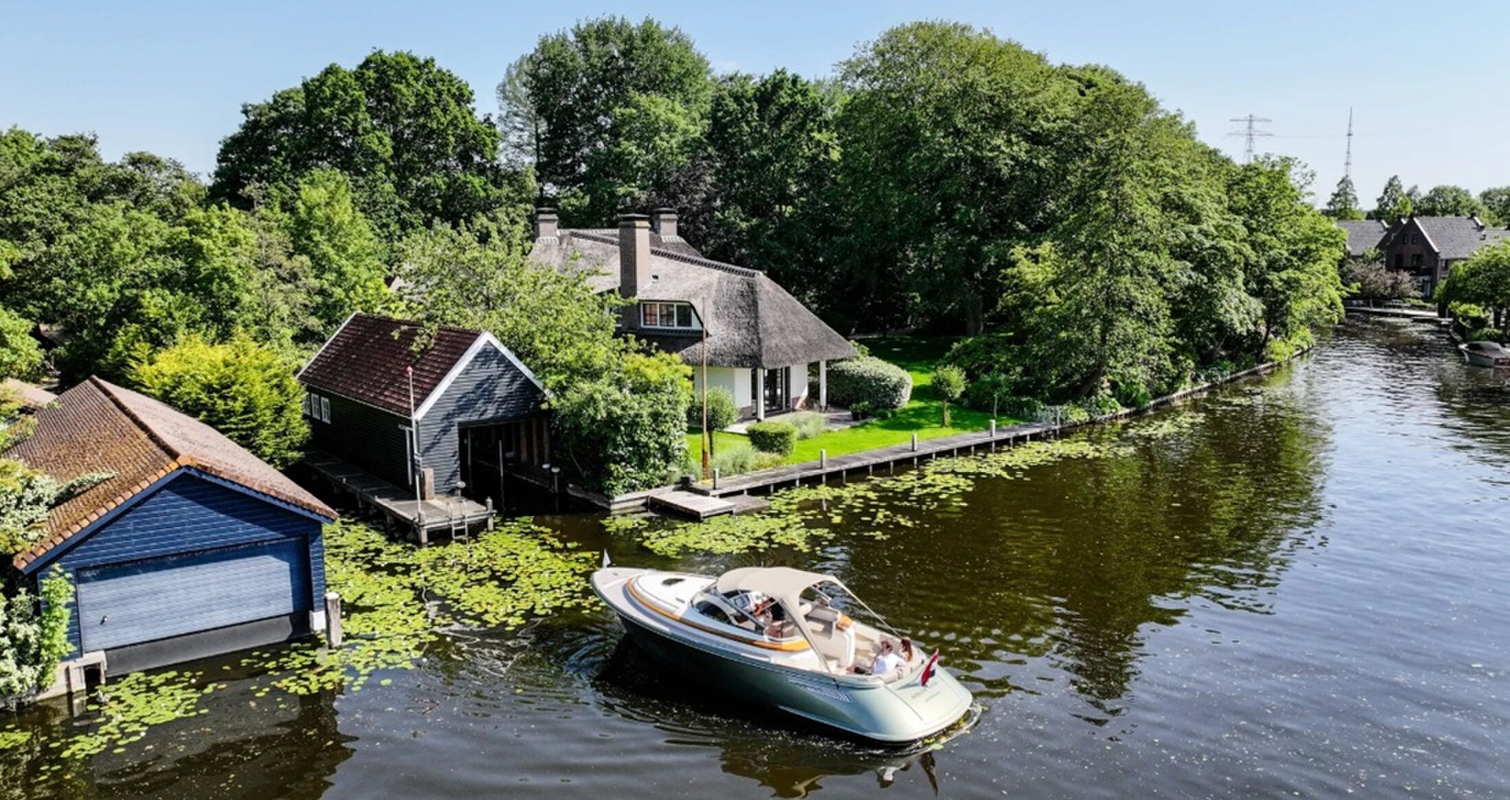 De vrijstaande villa in Warmond