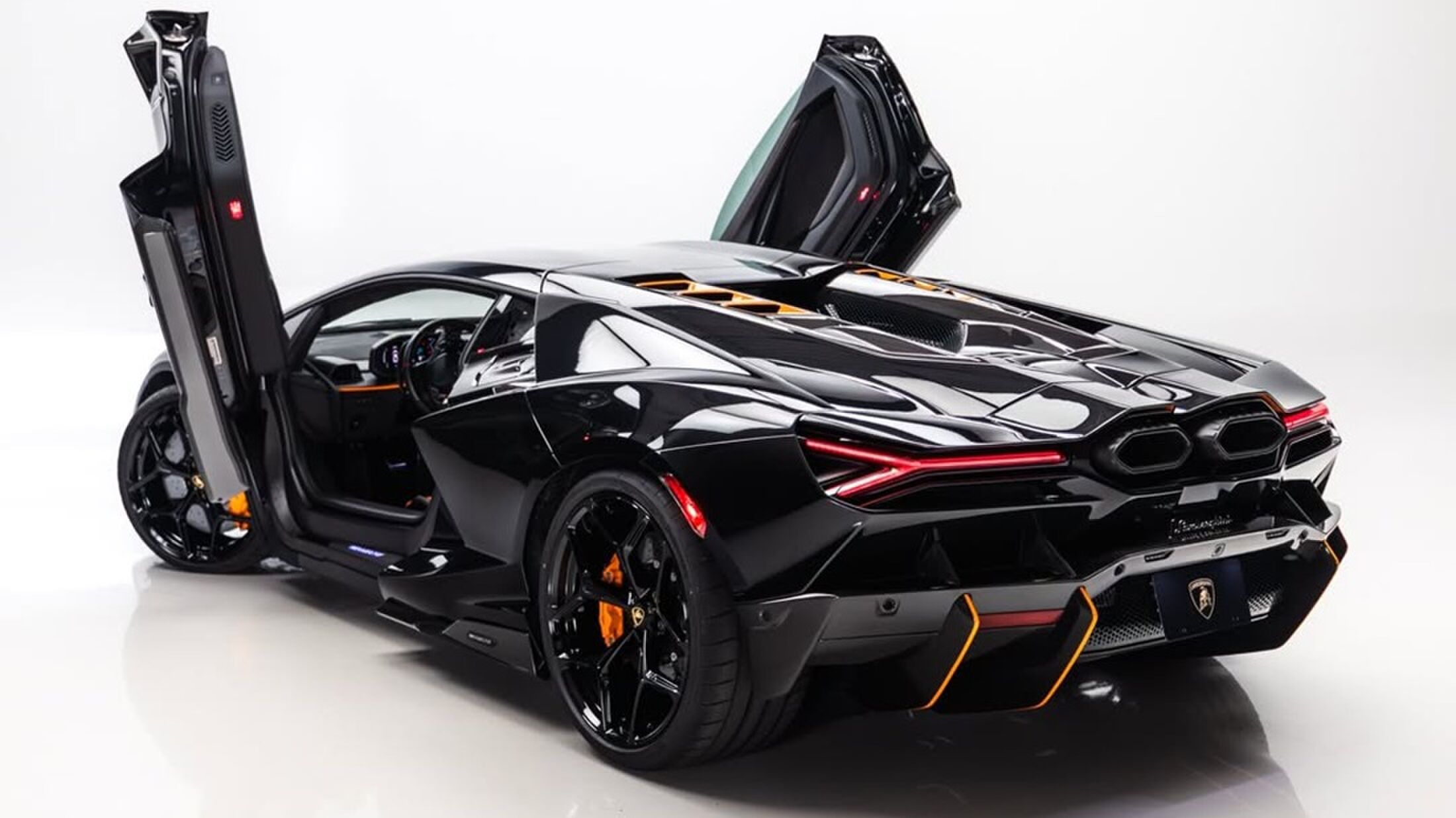 De achterzijde van de unieke supercar