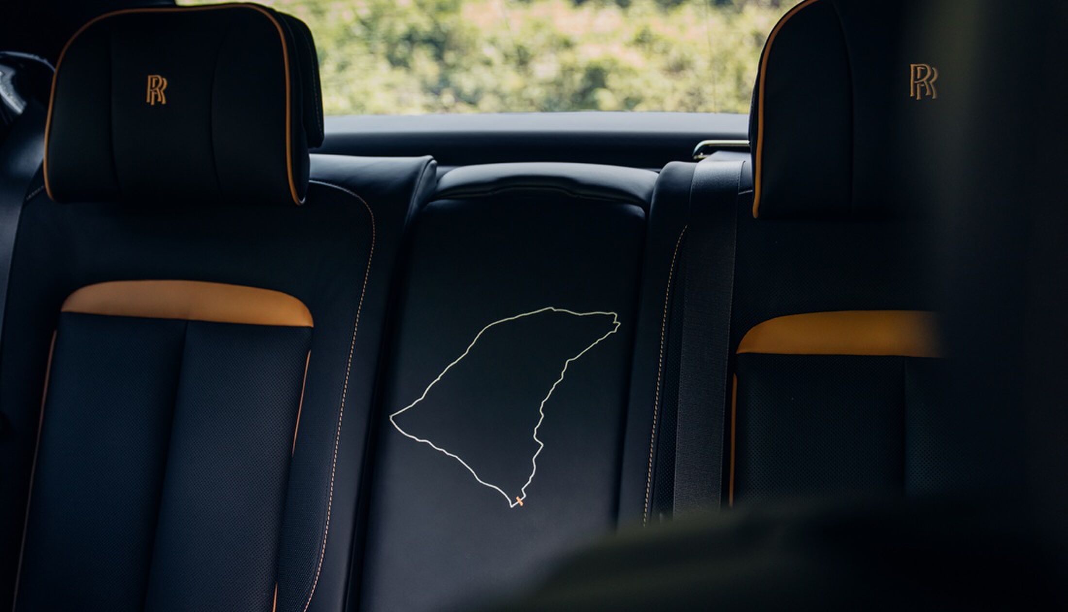 Het interieur van de wagen