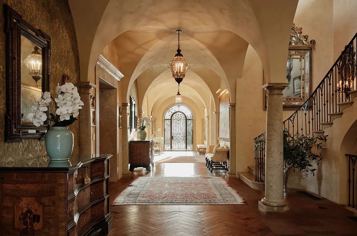 De hal bij de villa in Bel Air met wijngaard
