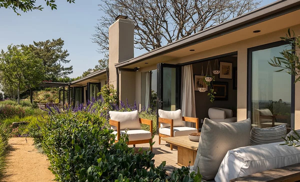 Het terras bij de woning van Chris Evans in Hollywood