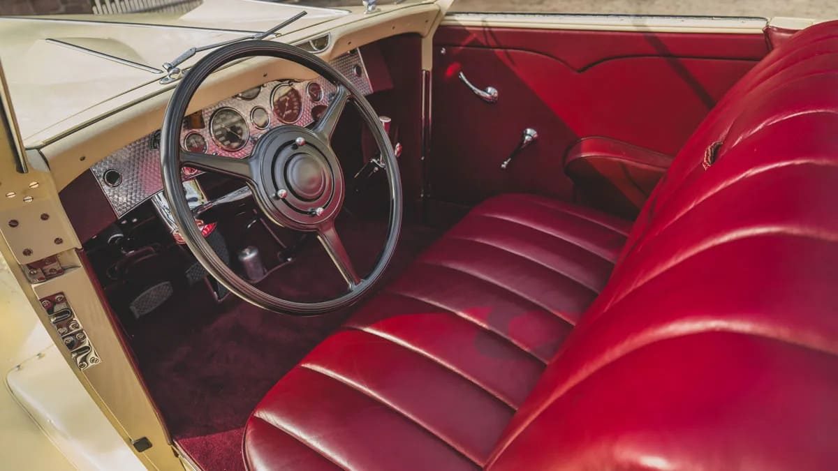 Het interieur van de Duesenberg van Clark Gable