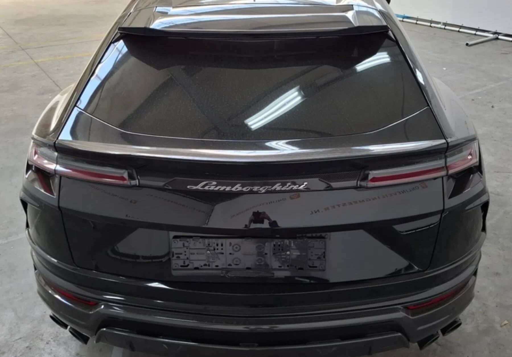 De achterkant van de Lamborghini Urus