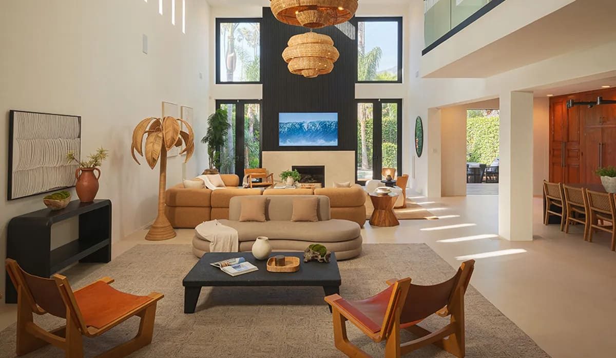 De woonkamer van de woning van Jonah Hill in Los Angeles