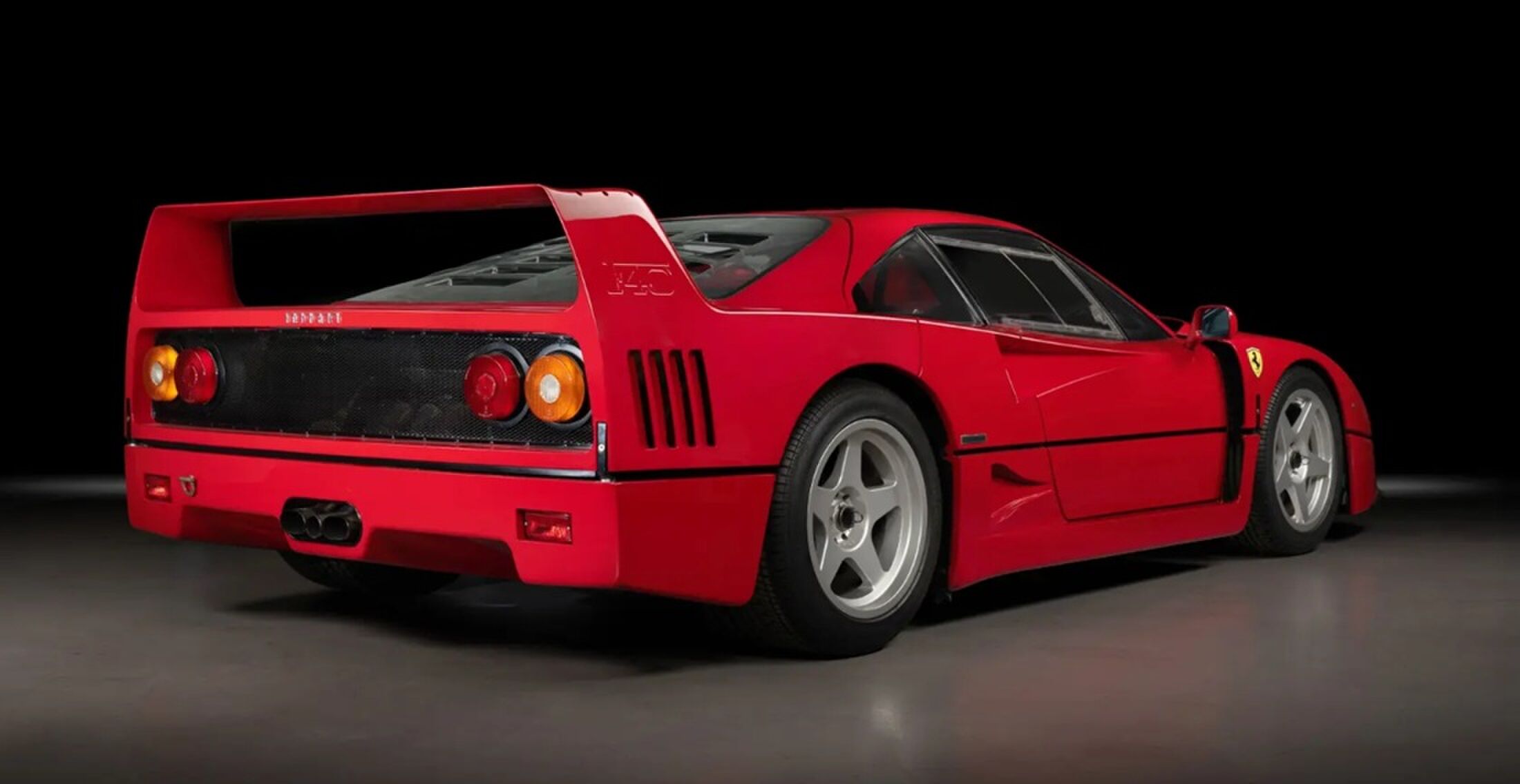 De achterzijde van de Ferrari F40
