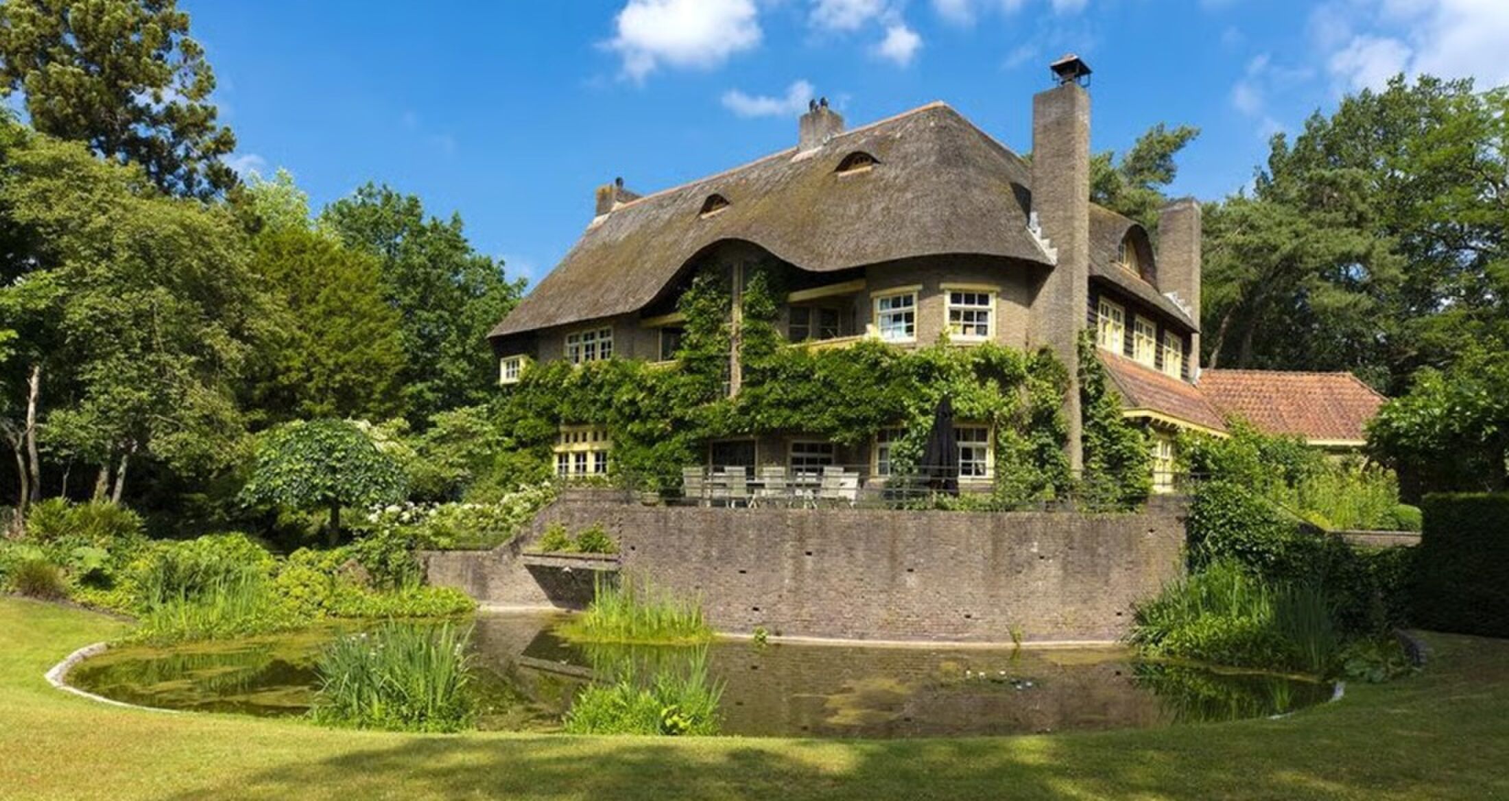 De achterzijde van de villa van Martijn Le Coultre