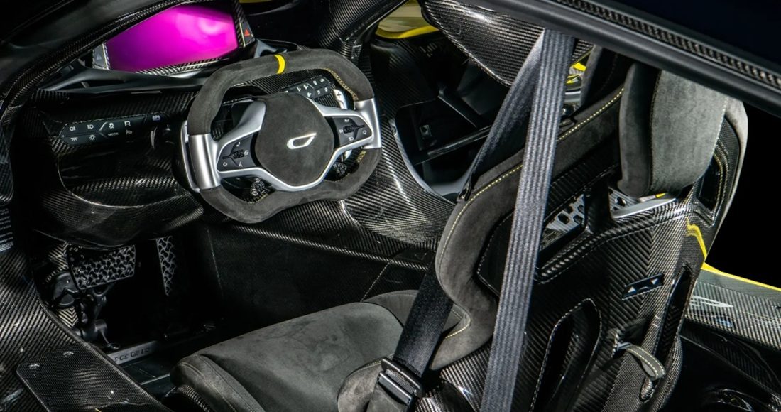 Het interieur van de hypercar van Czinger