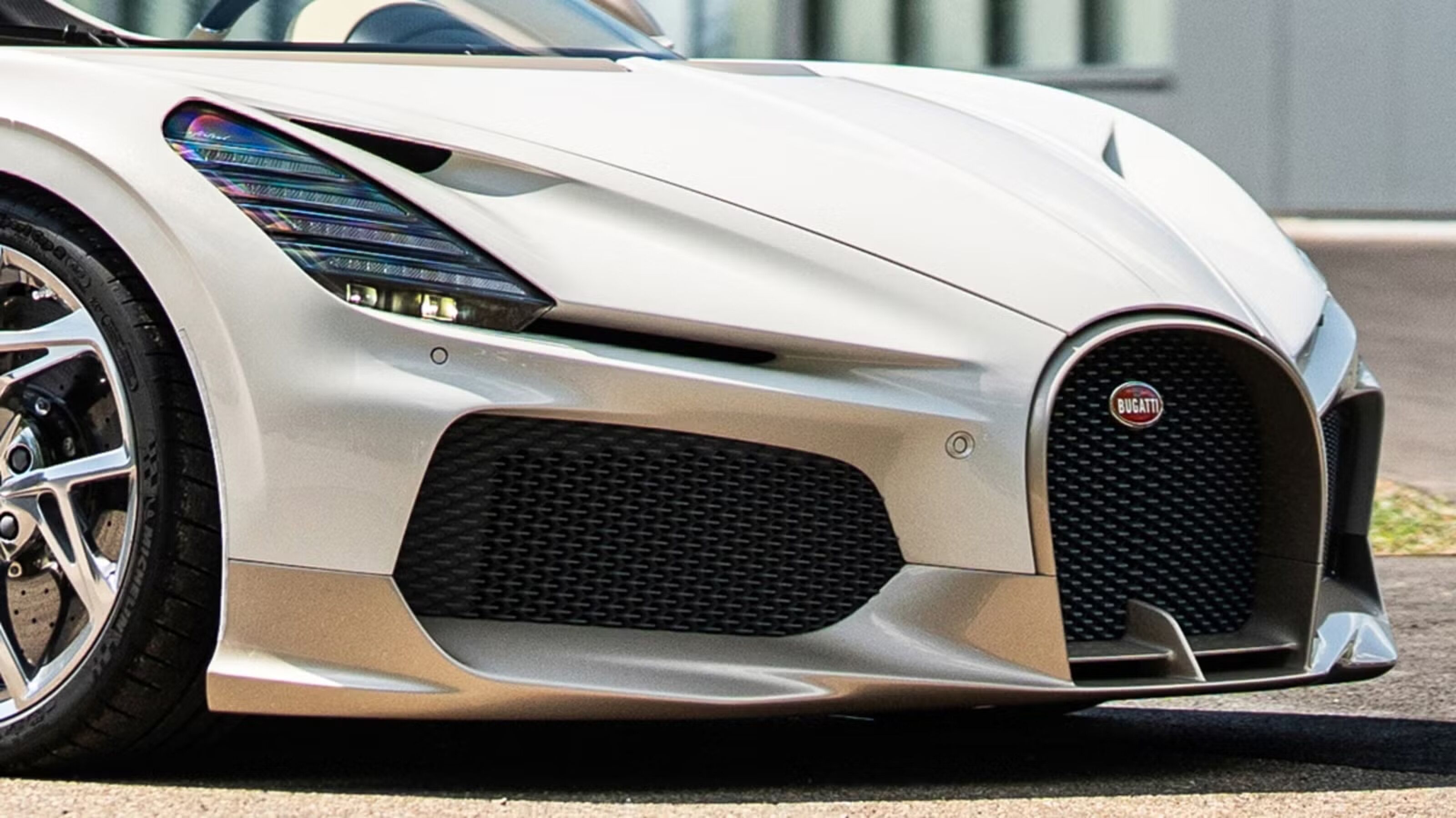 Een detailshot van de Bugatti W16 Mistral
