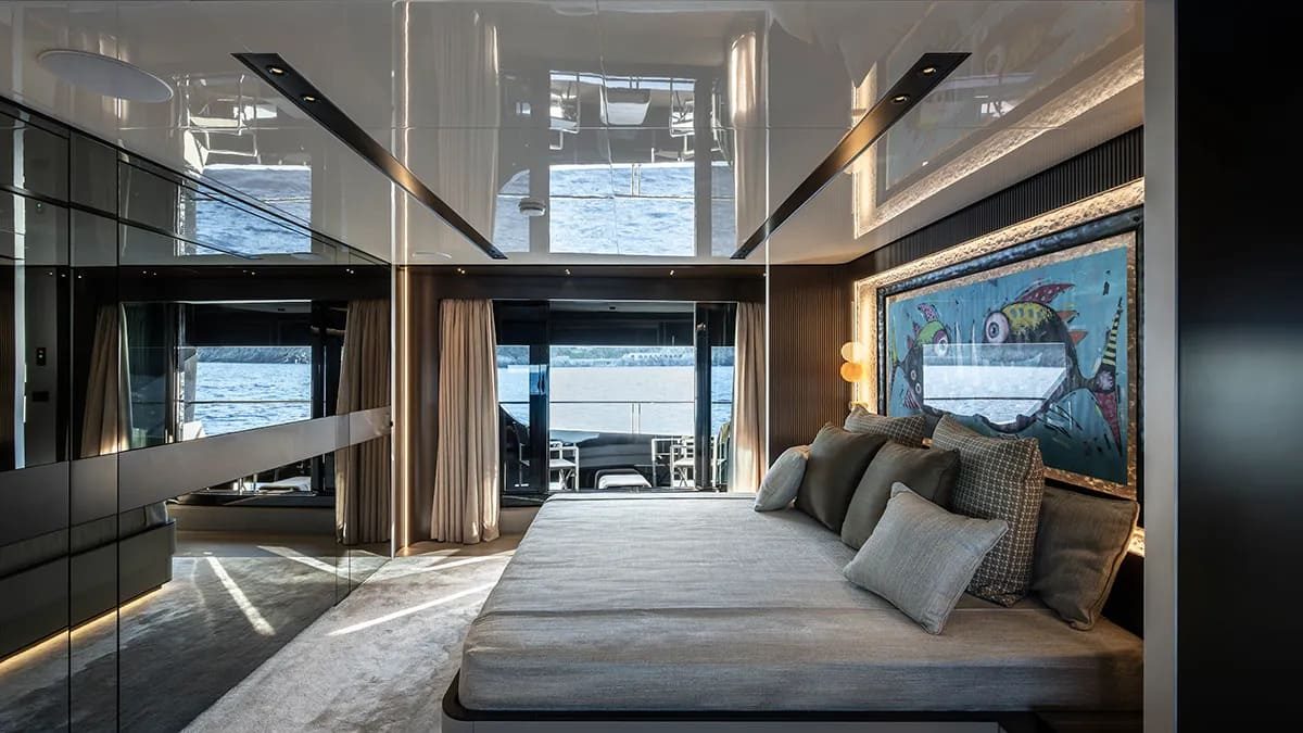 Een slaapkamer in de Columbus Yachts Principessa Capricciosa