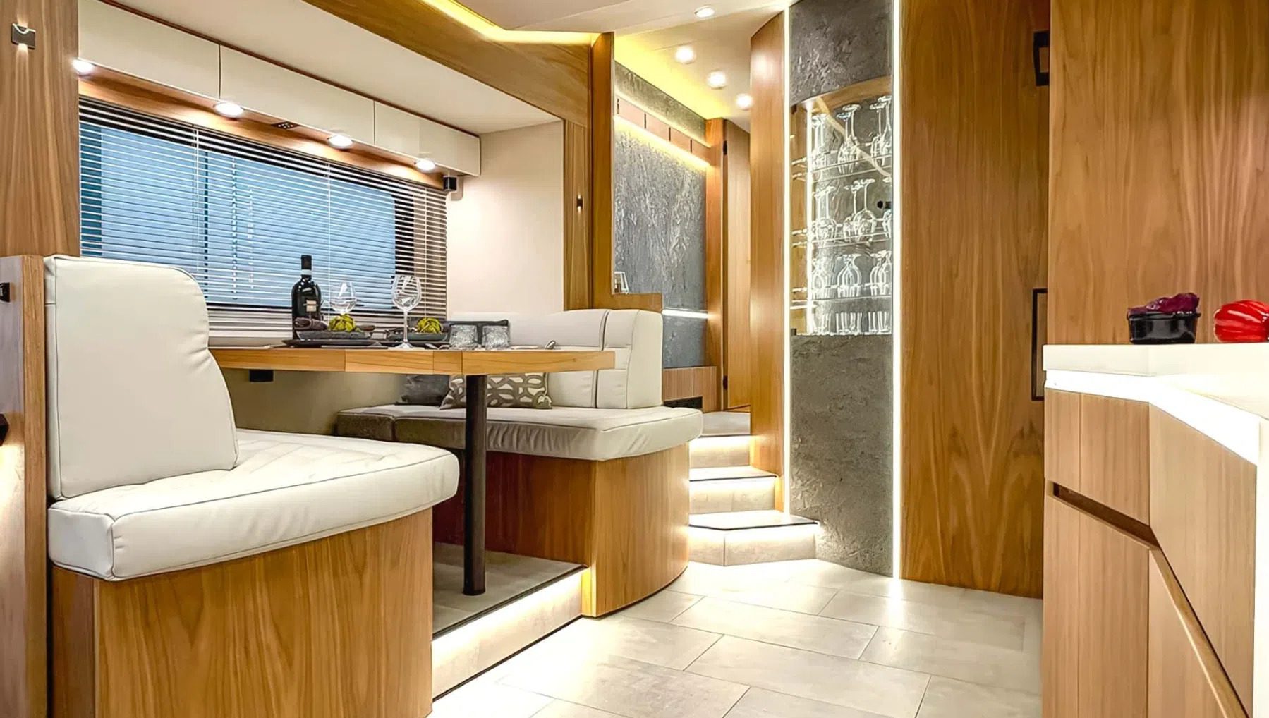 Het interieur van de Vario Mobil Perfect 1200 QS Platinum
