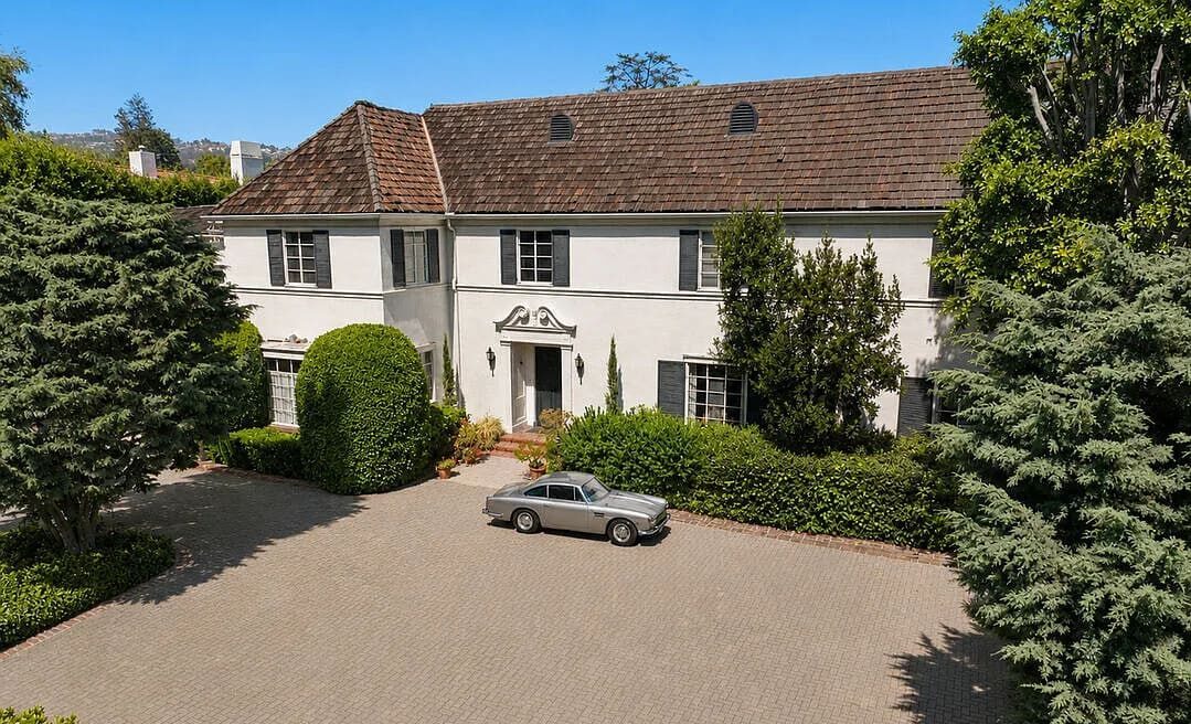 De villa van Pat Boone in Beverly Hills van boven