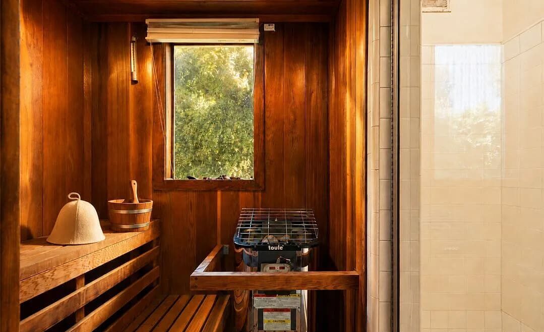 De sauna in de villa van Pat Boone in Beverly Hills
