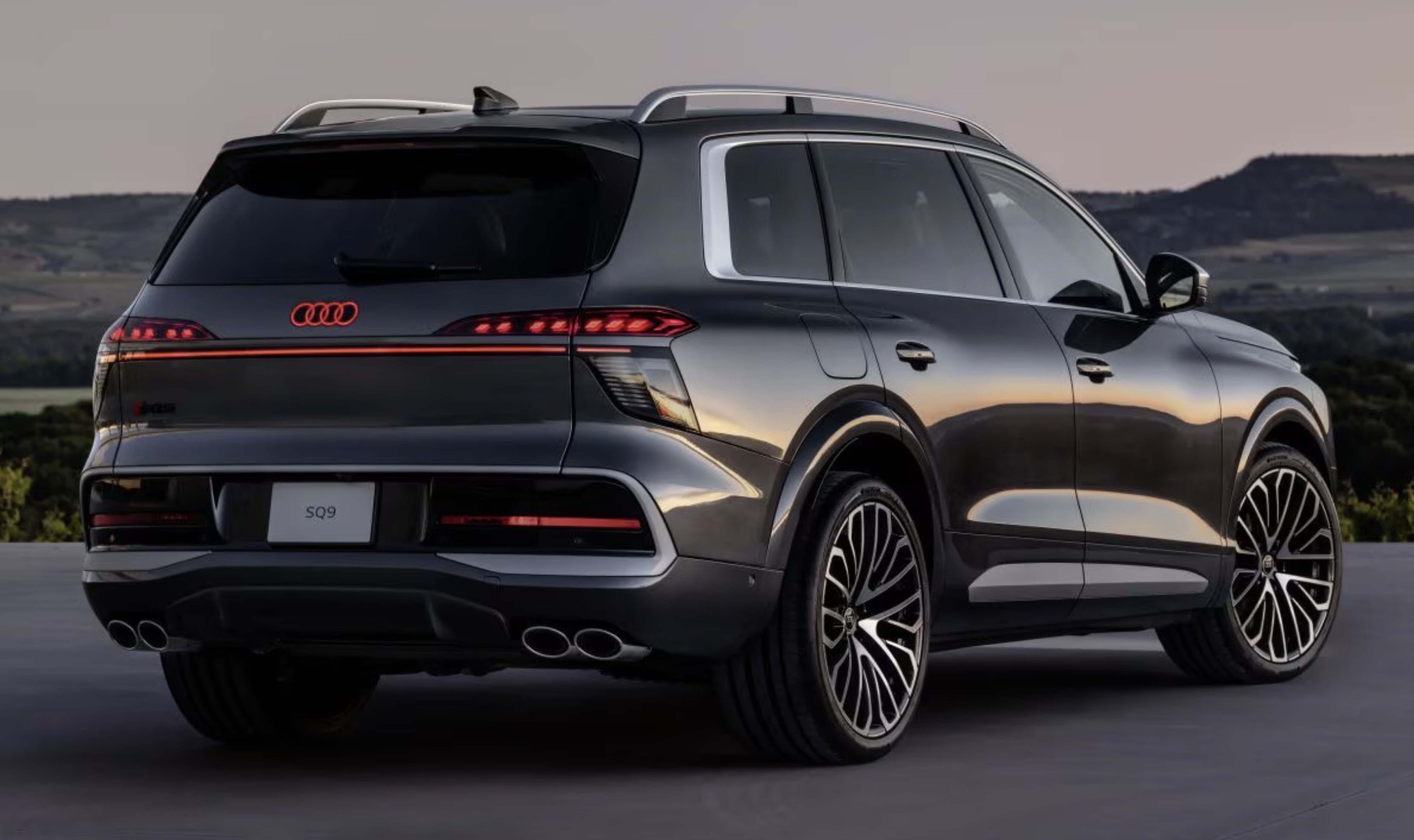 De achterzijde van de Audi Q9
