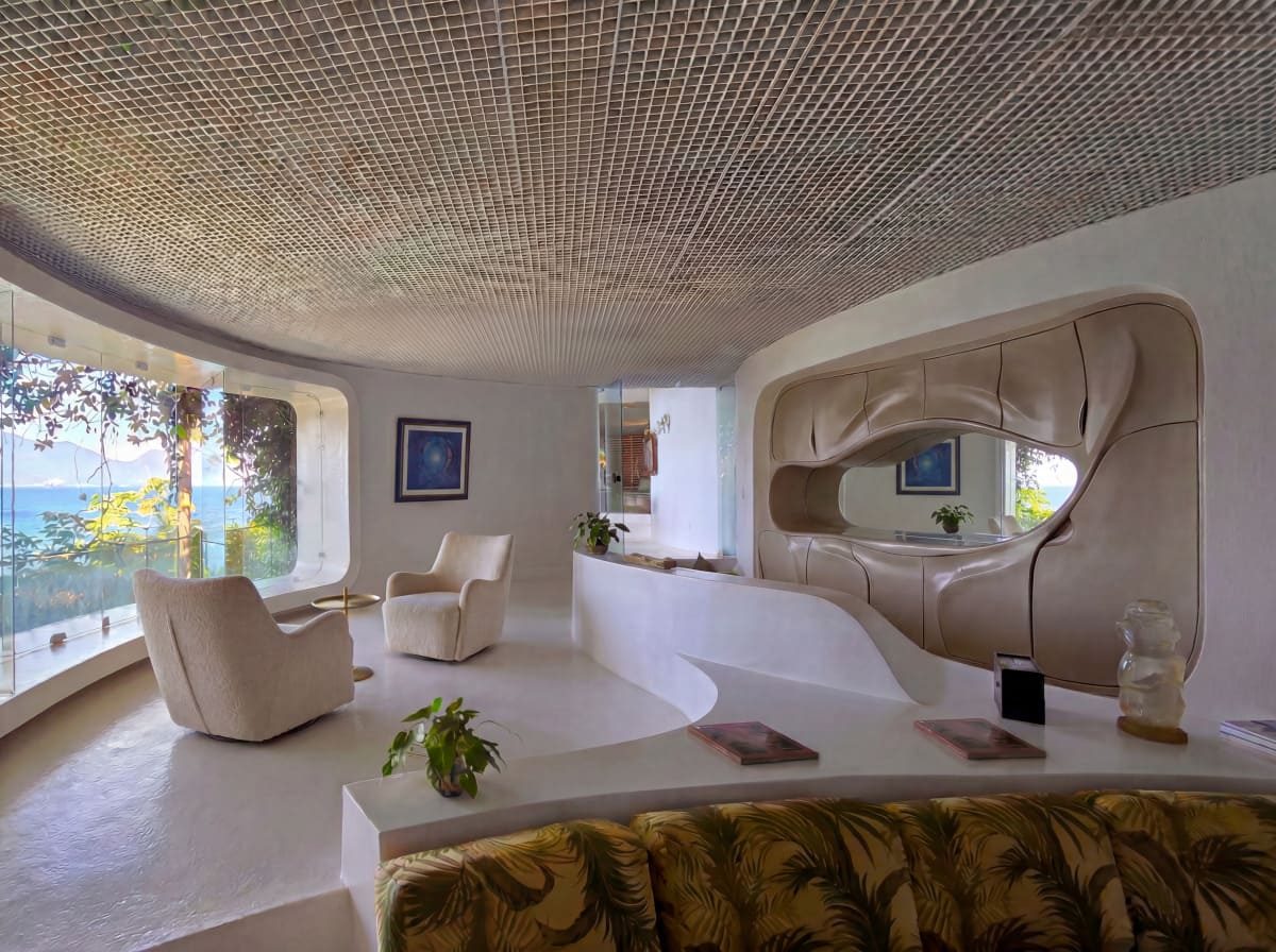 Binnen in de woning op het privé-eiland van Ivo Pitanguy