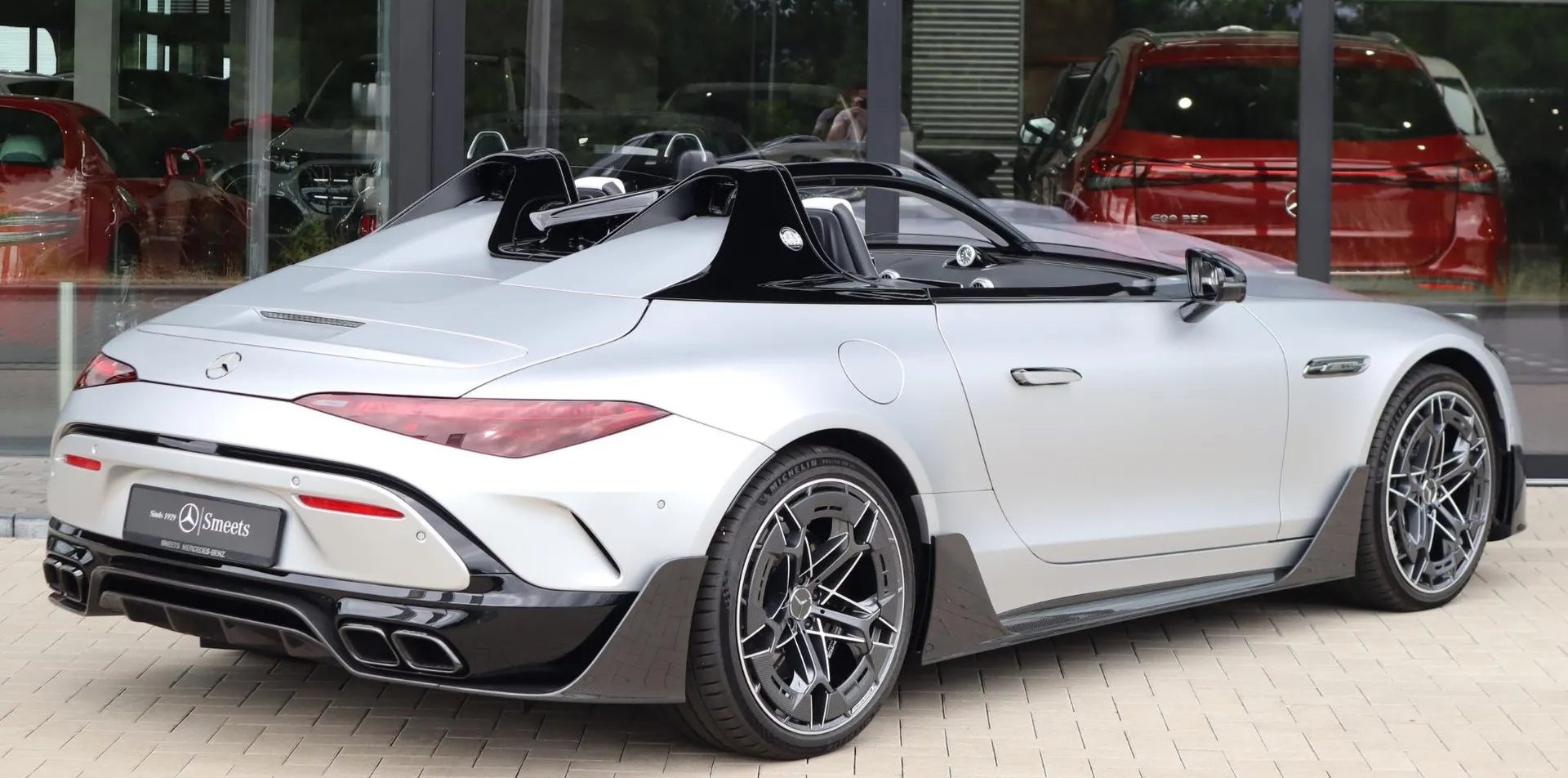 De achterkant van de Mercedes-AMG PureSpeed