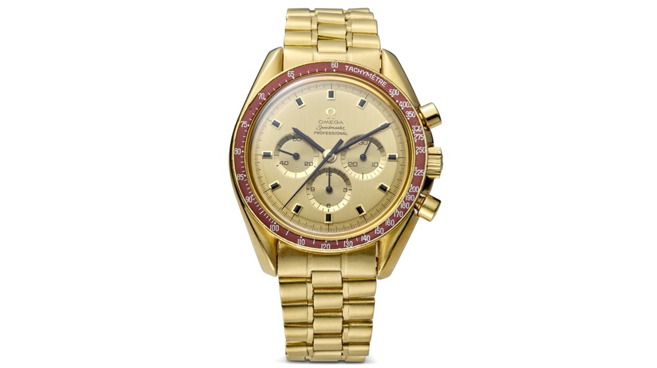 Een gouden horloge van Omega