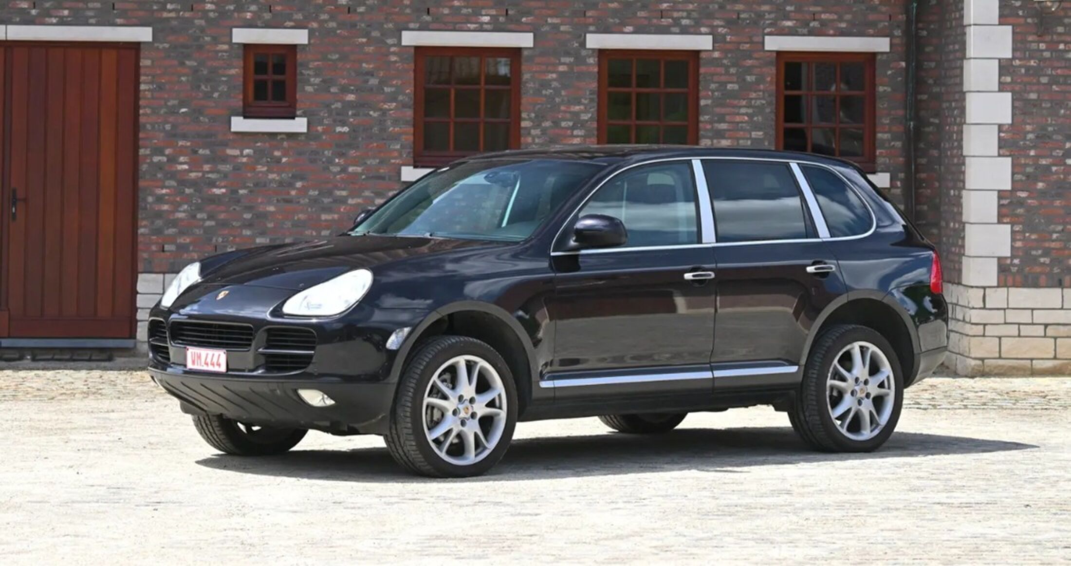 De oude Porsche Cayenne S