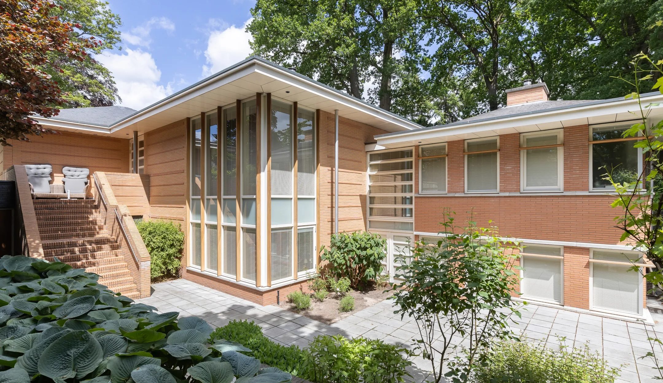 Het exterieur van de miljoenenvilla in Baarn