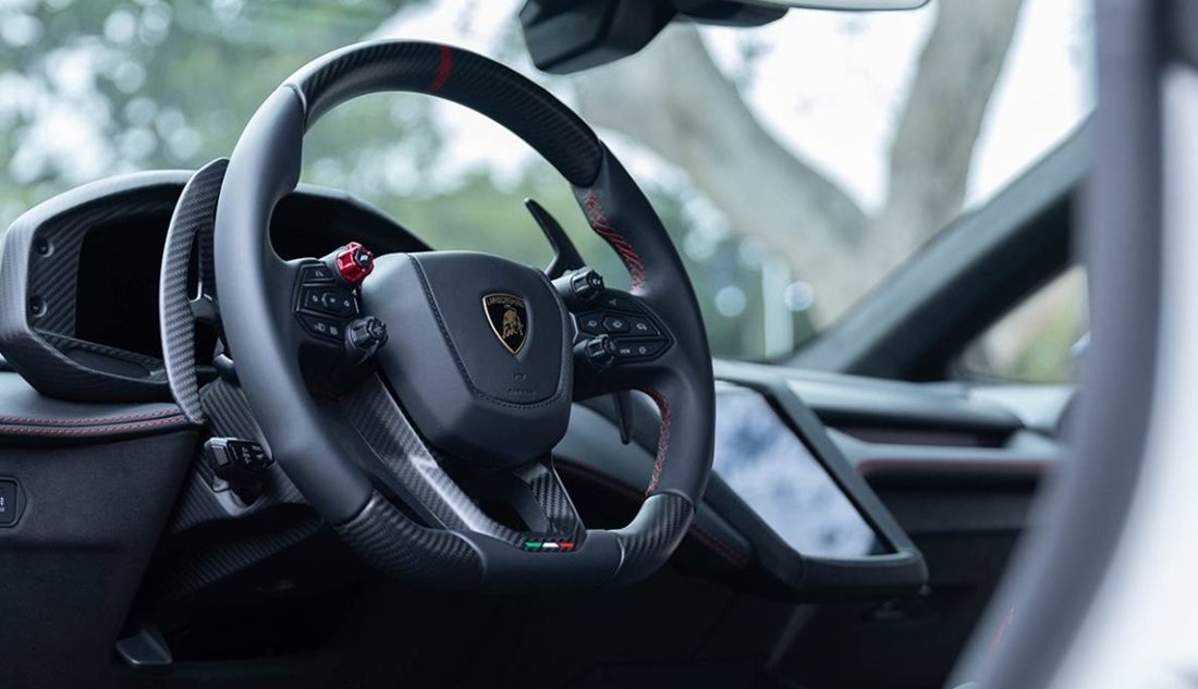 Het interieur van de wagen