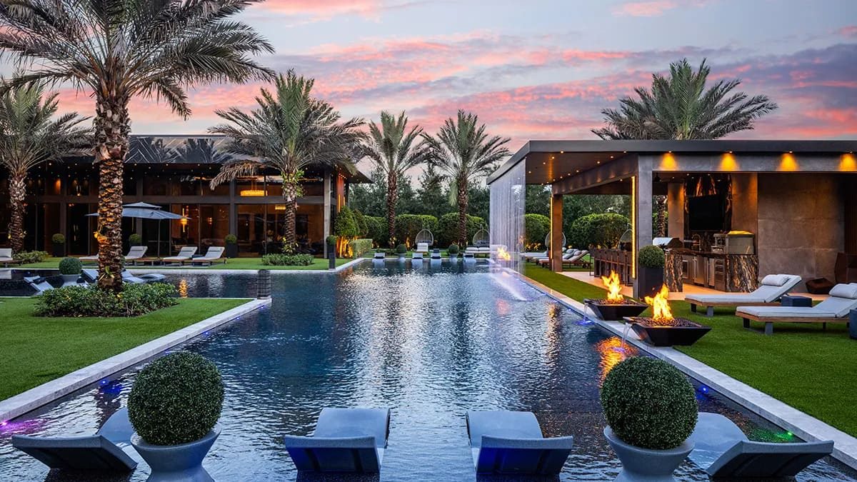 Het zwembad bij de villa in Florida