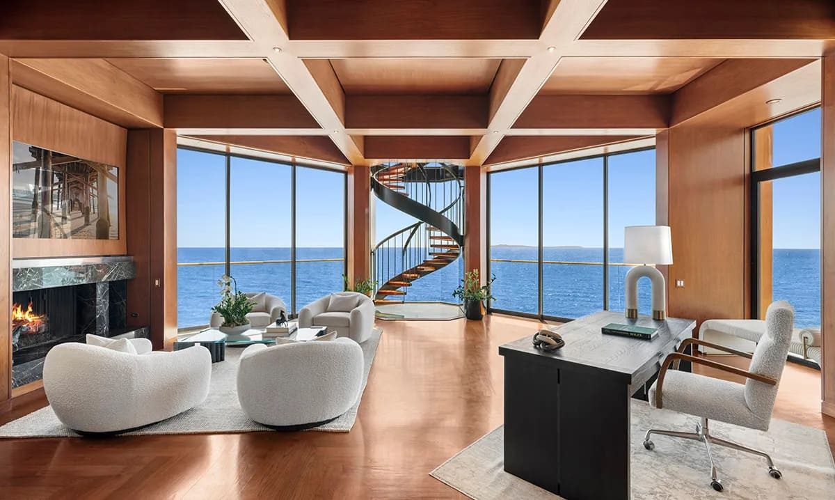 Het kantoor in de villa bij Laguna Beach