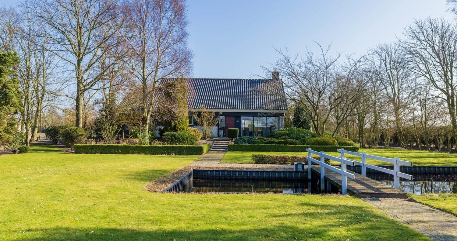 De achterzijde van de villa van Montana Meiland