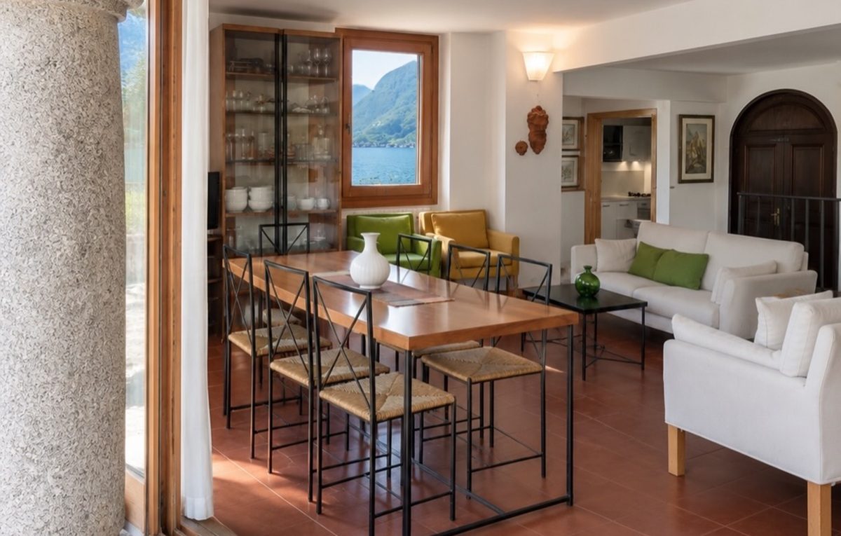 De living van de villa uit Casino Royale
