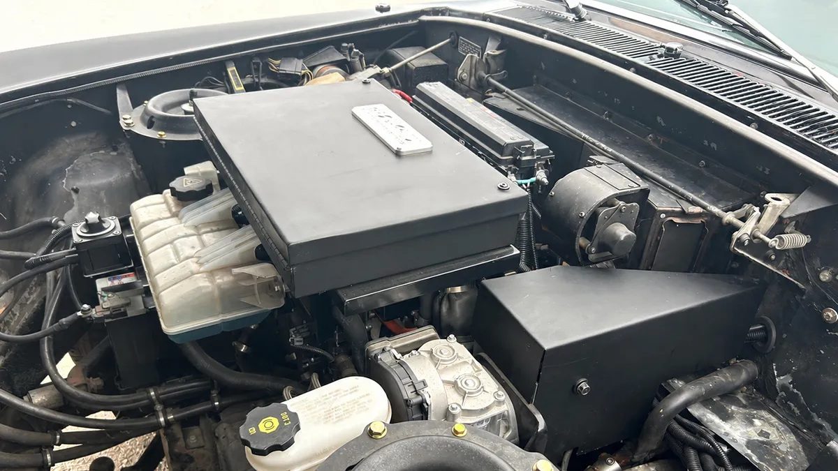De elektromotor van de oude Rolls-Royce van Johnny Cash