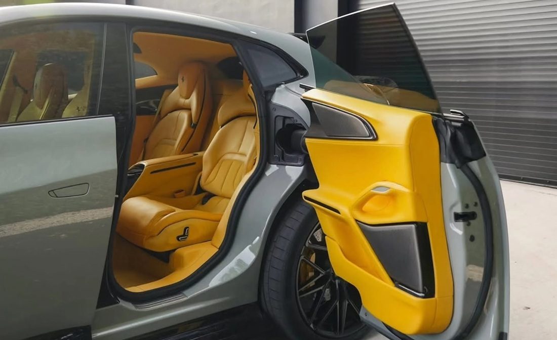 Het interieur van de SUV