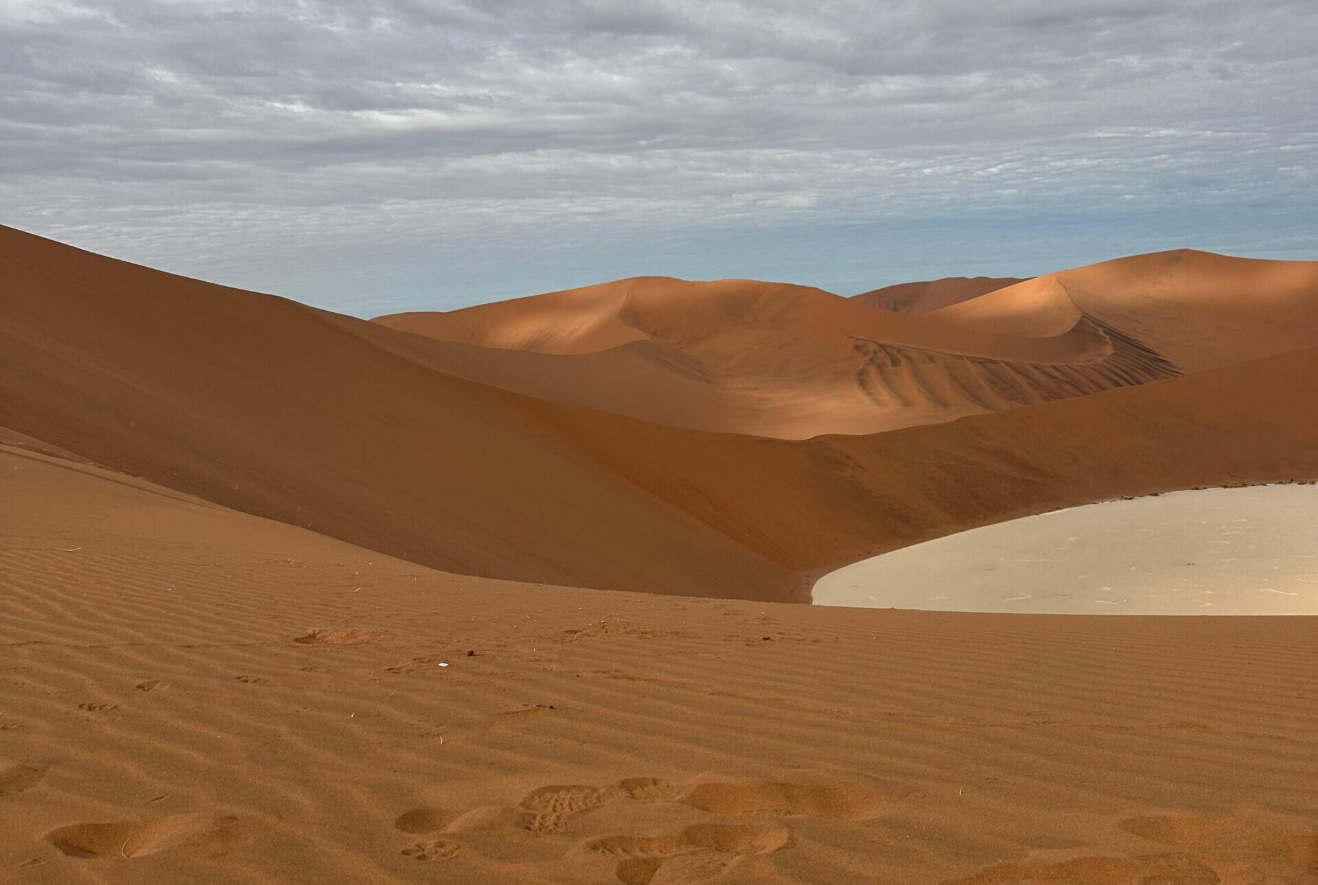 Een woestijn in Namibië