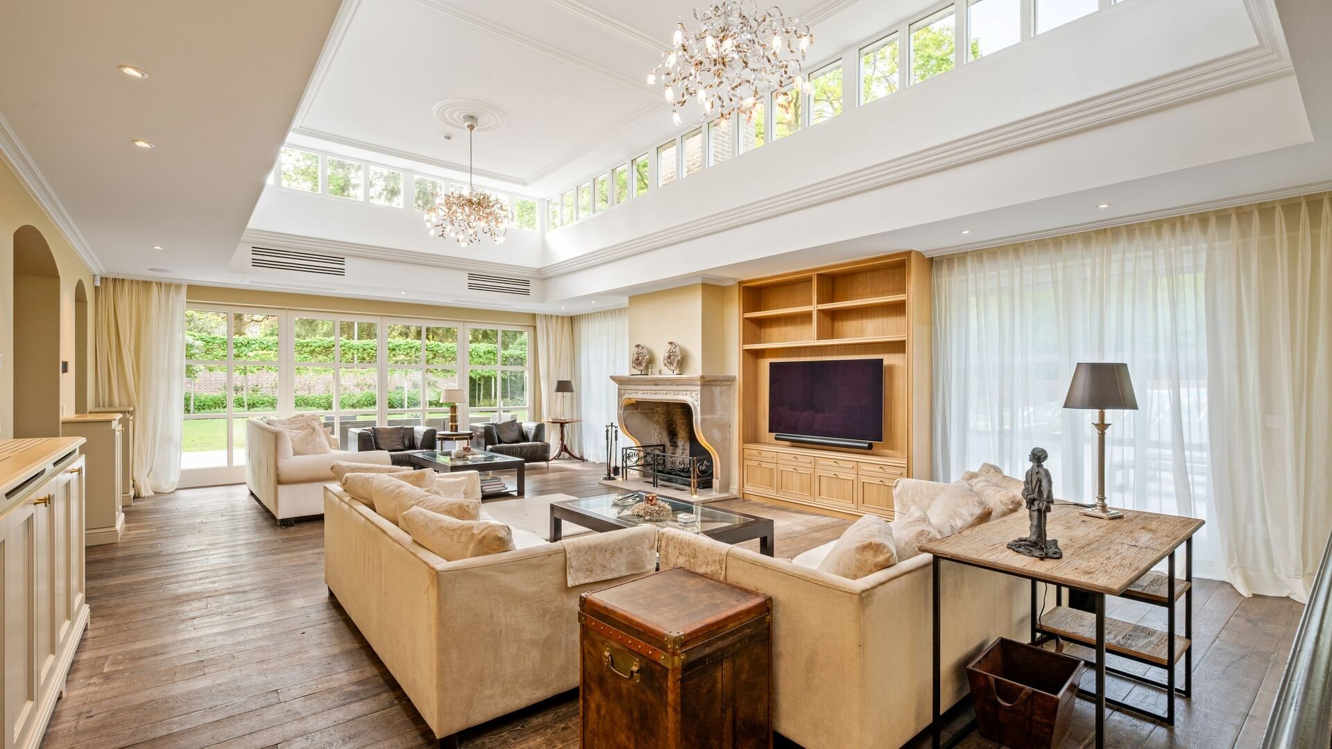 De living van de villa in Brasschaat