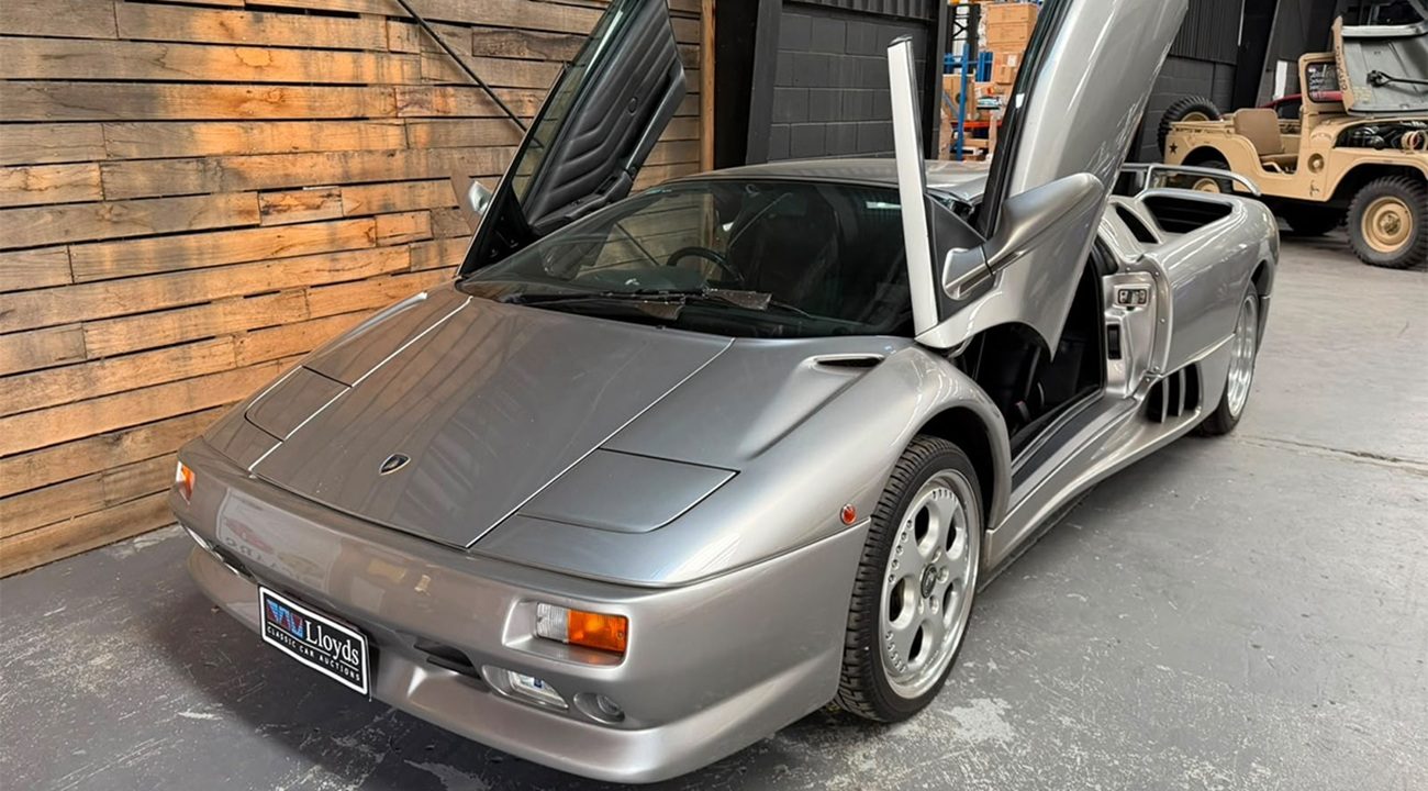 De voorzijde van de voormalige Lamborghini van Rod Stewart