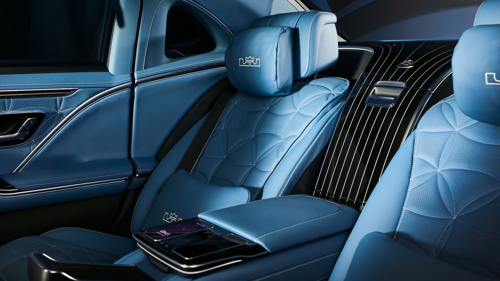 Het interieur van de limousine