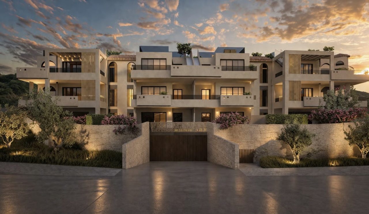 De achterzijde van het gebouw waarin de woning van André Hazes in Spanje zich zal gaan bevinden